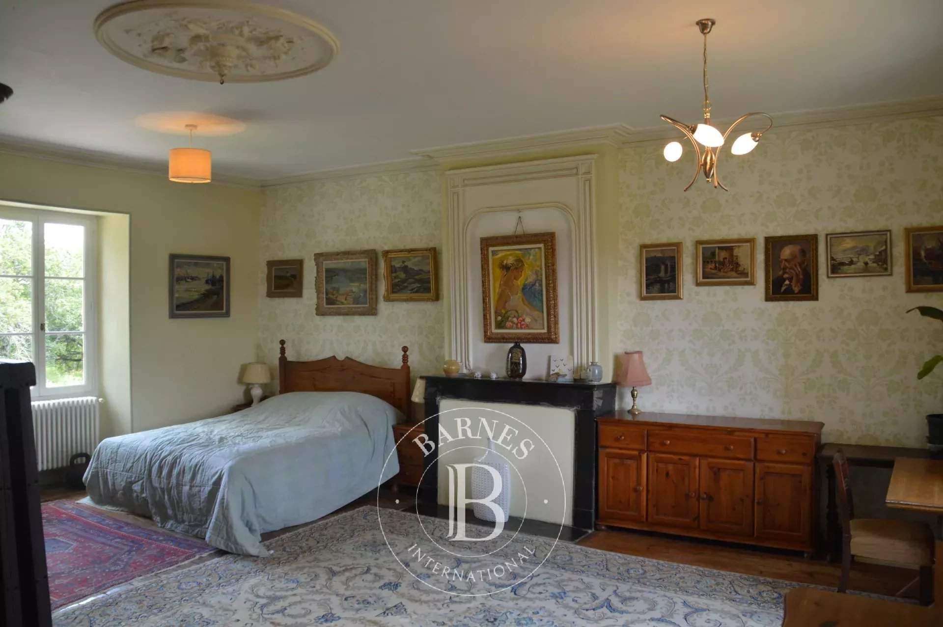 Civray  - Maison 7 Pi&egrave;ces 4 Chambres - picture 7