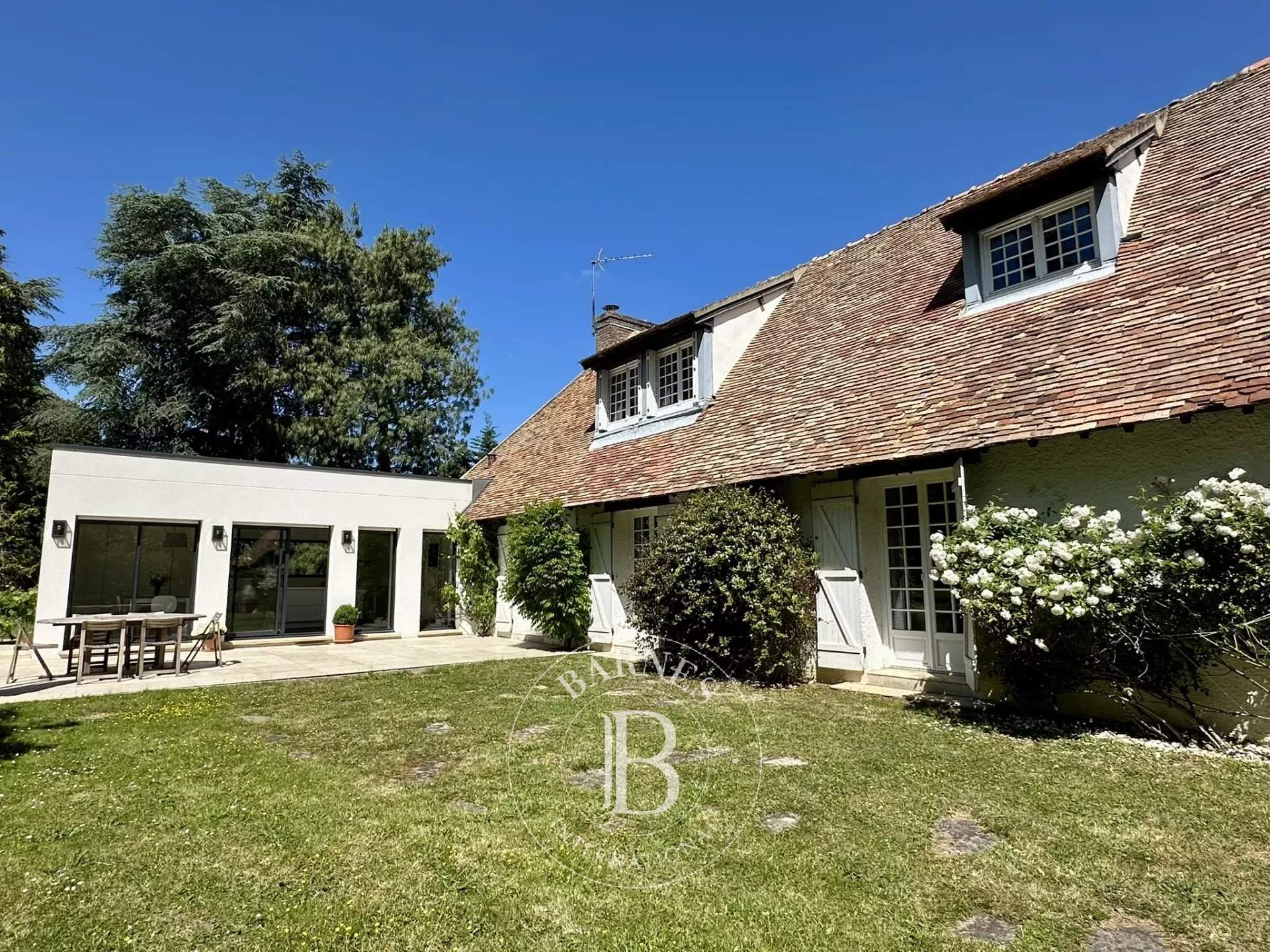 Boullay-les-Troux  - Maison 6 Pi&egrave;ces 4 Chambres - picture 1