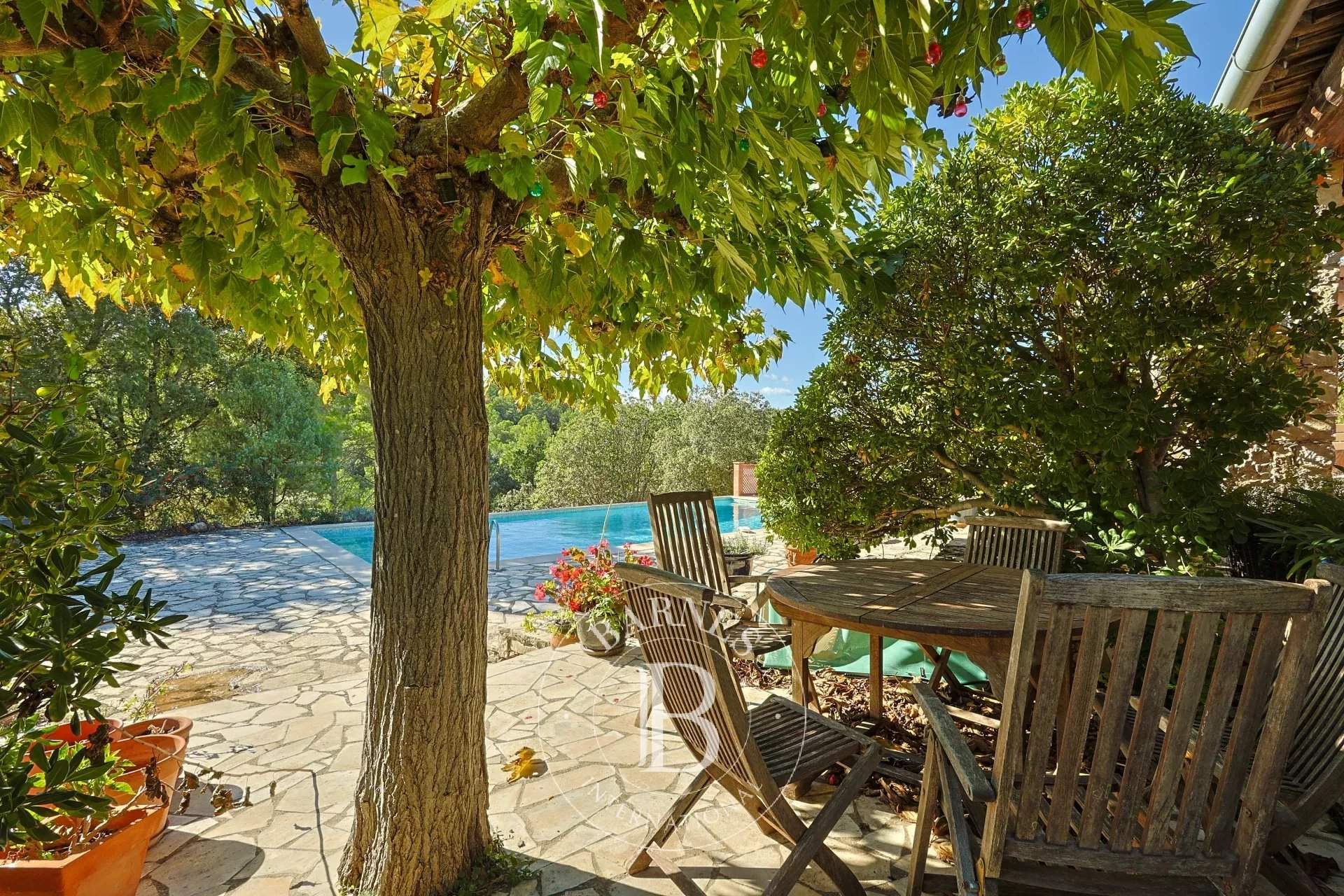 Entrecasteaux  - Property 7 Bedrooms - picture 18