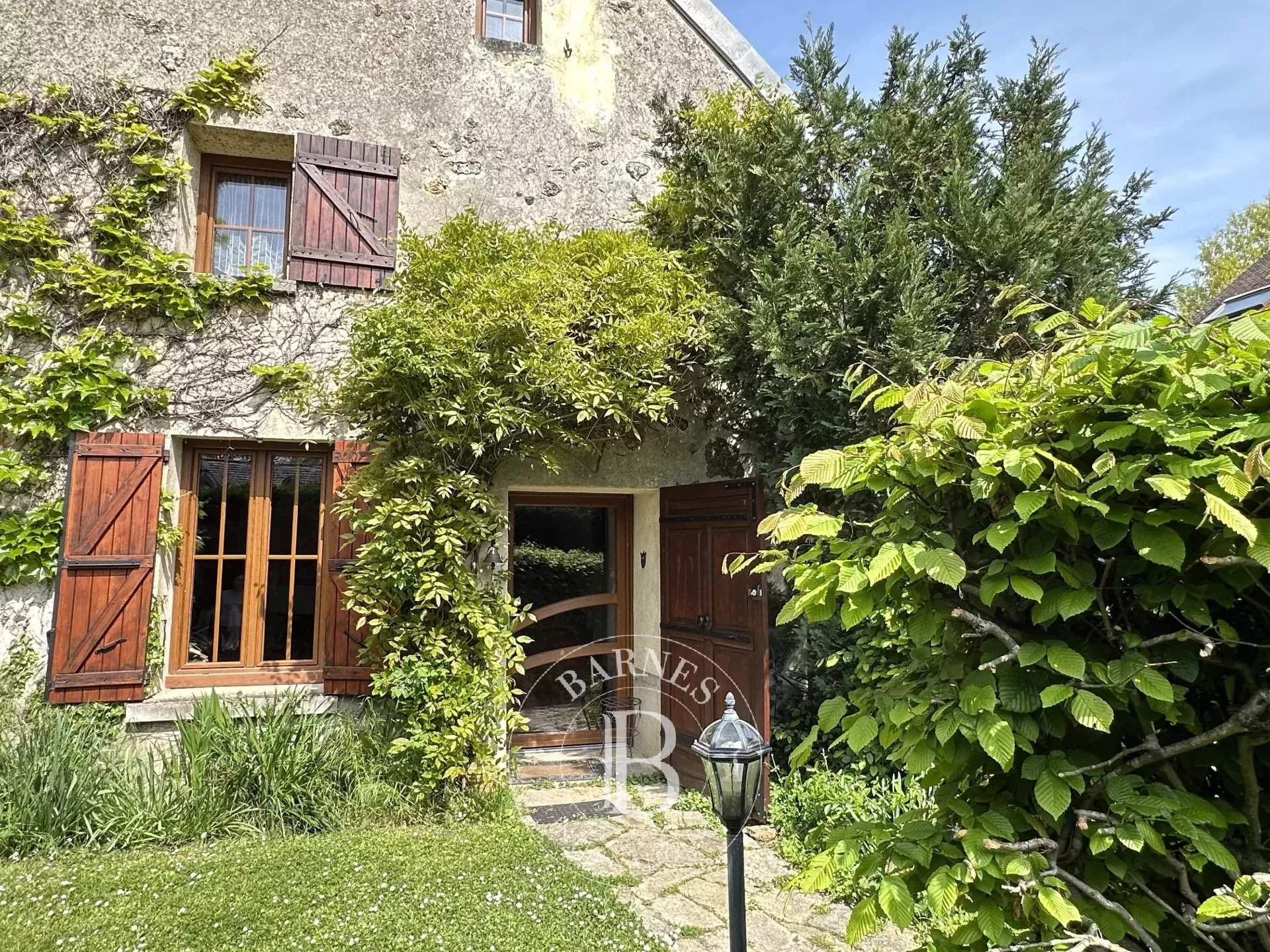 La Ferté-sous-Jouarre  - Maison 7 Pi&egrave;ces 5 Chambres - picture 2