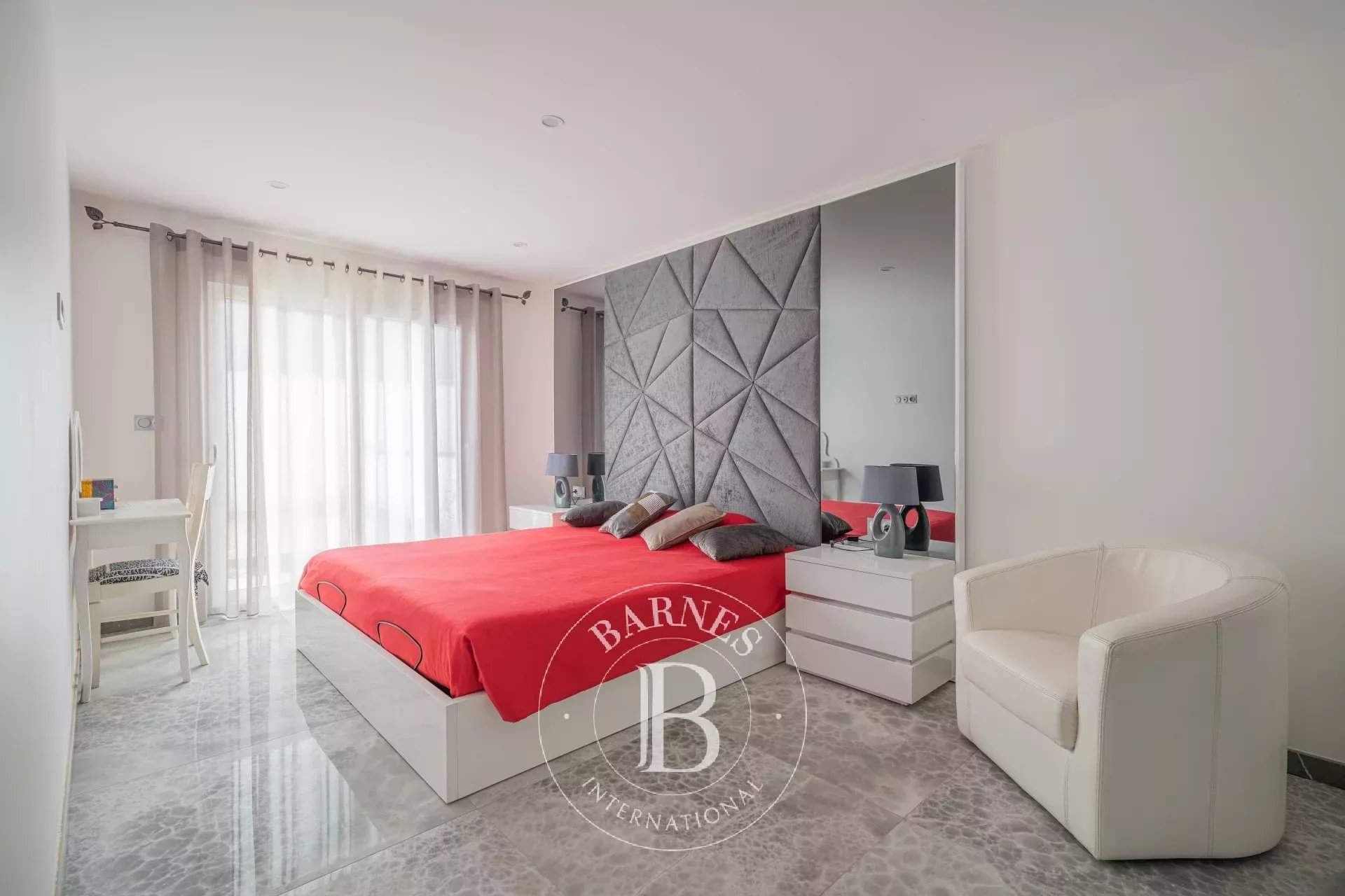 Bourgoin-Jallieu  - Maison 6 Pi&egrave;ces 3 Chambres - picture 6