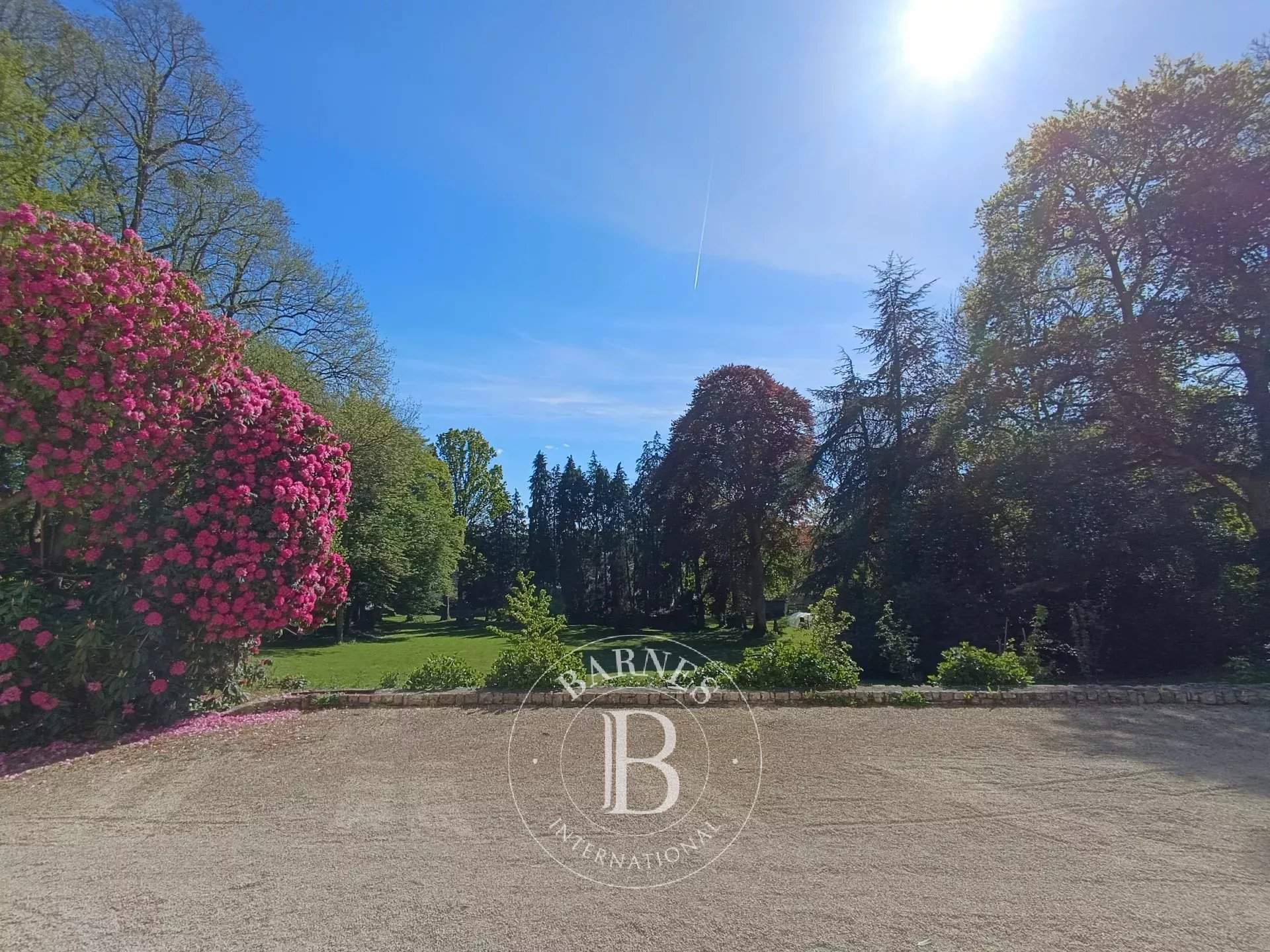Guingamp  - Maison 23 Pi&egrave;ces 14 Chambres - picture 3