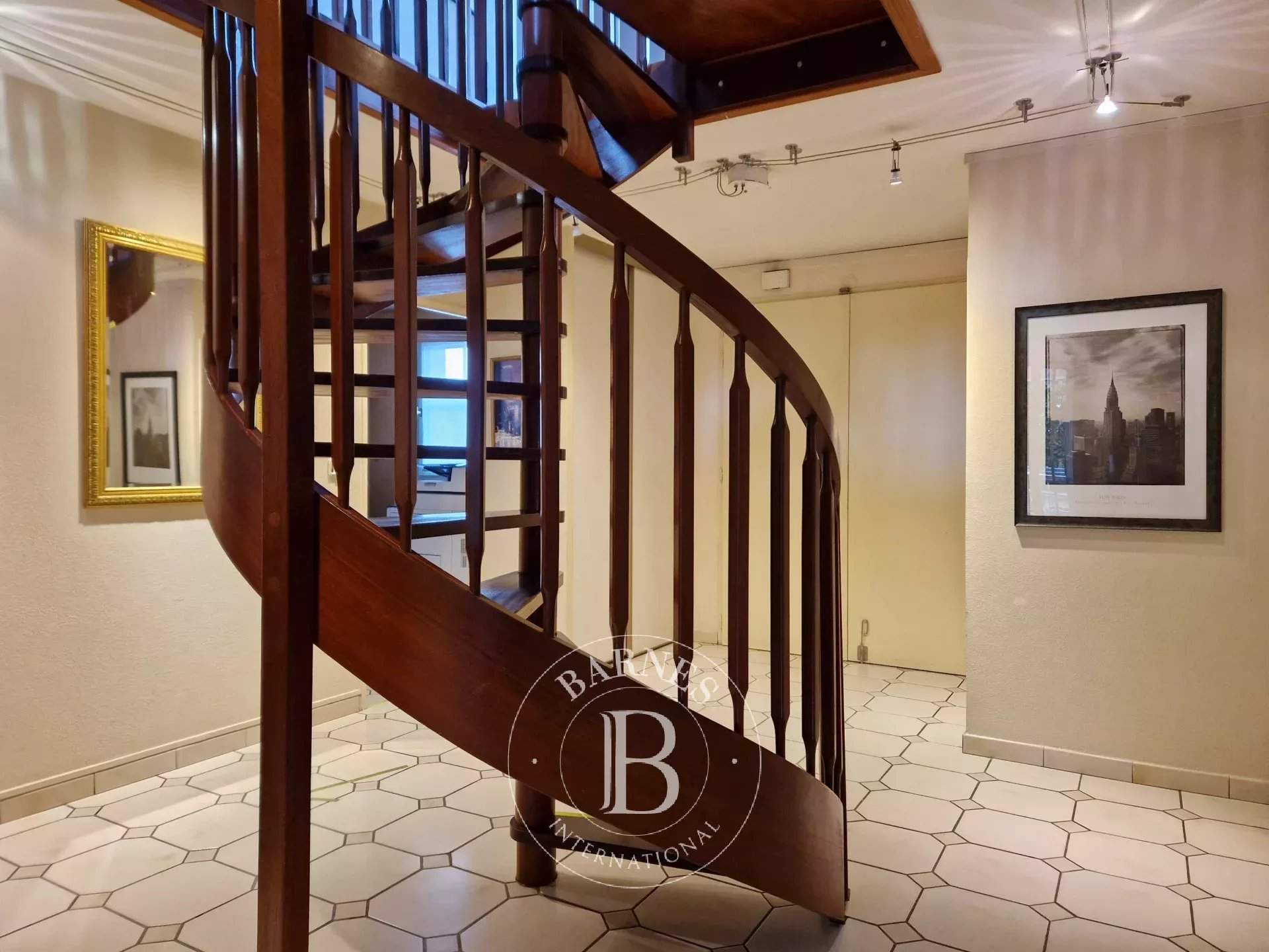 Cergy  - Maison 10 Pi&egrave;ces - picture 3