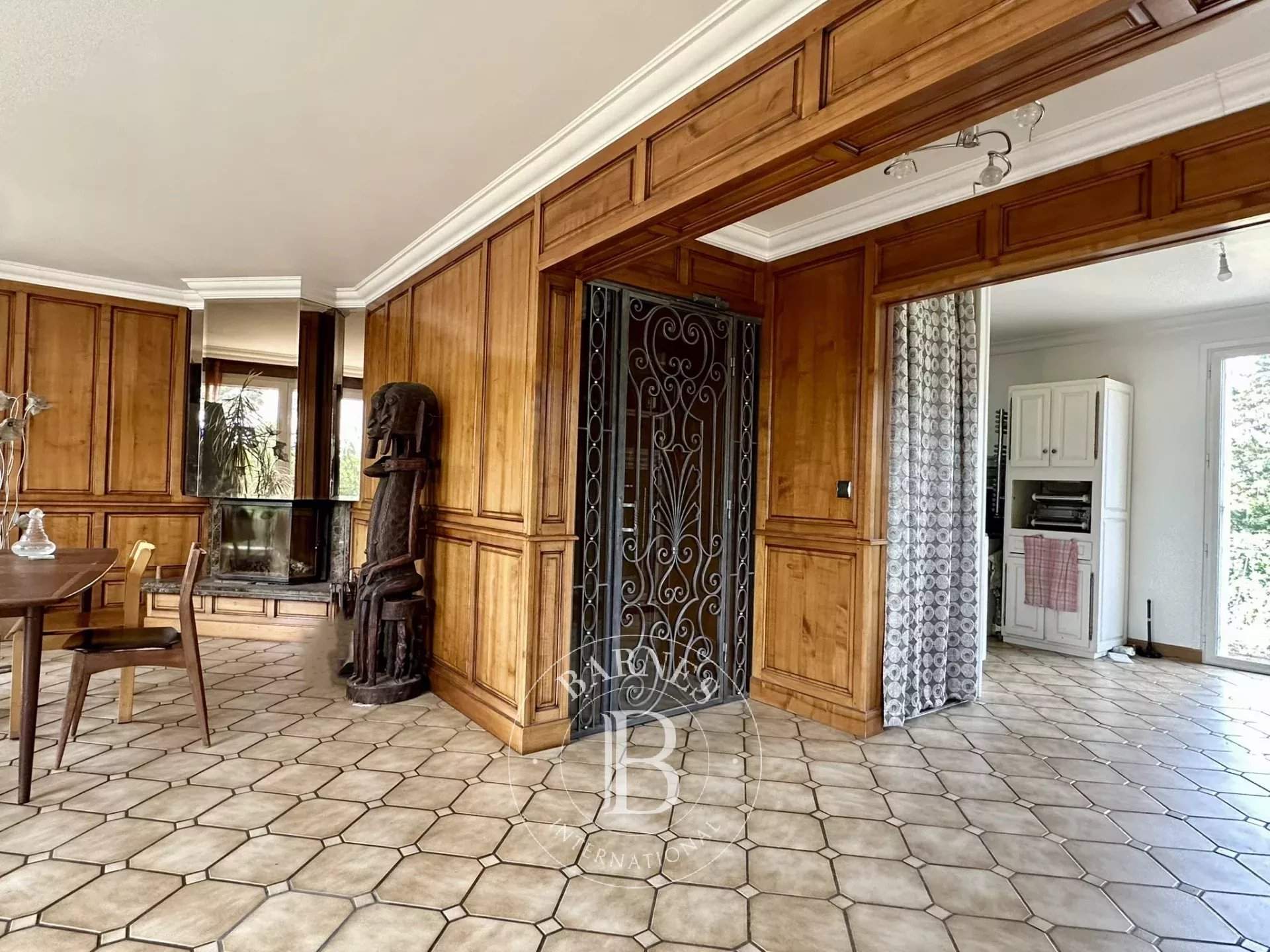 Évry-Courcouronnes  - Maison 9 Pi&egrave;ces 7 Chambres - picture 8