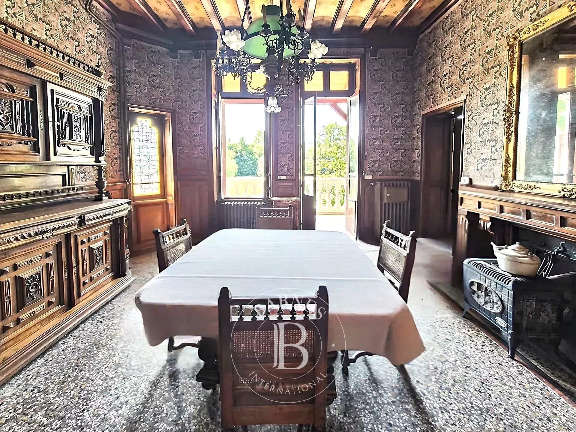 Perrier  - Manoir 12 Pi&egrave;ces 8 Chambres - picture 6