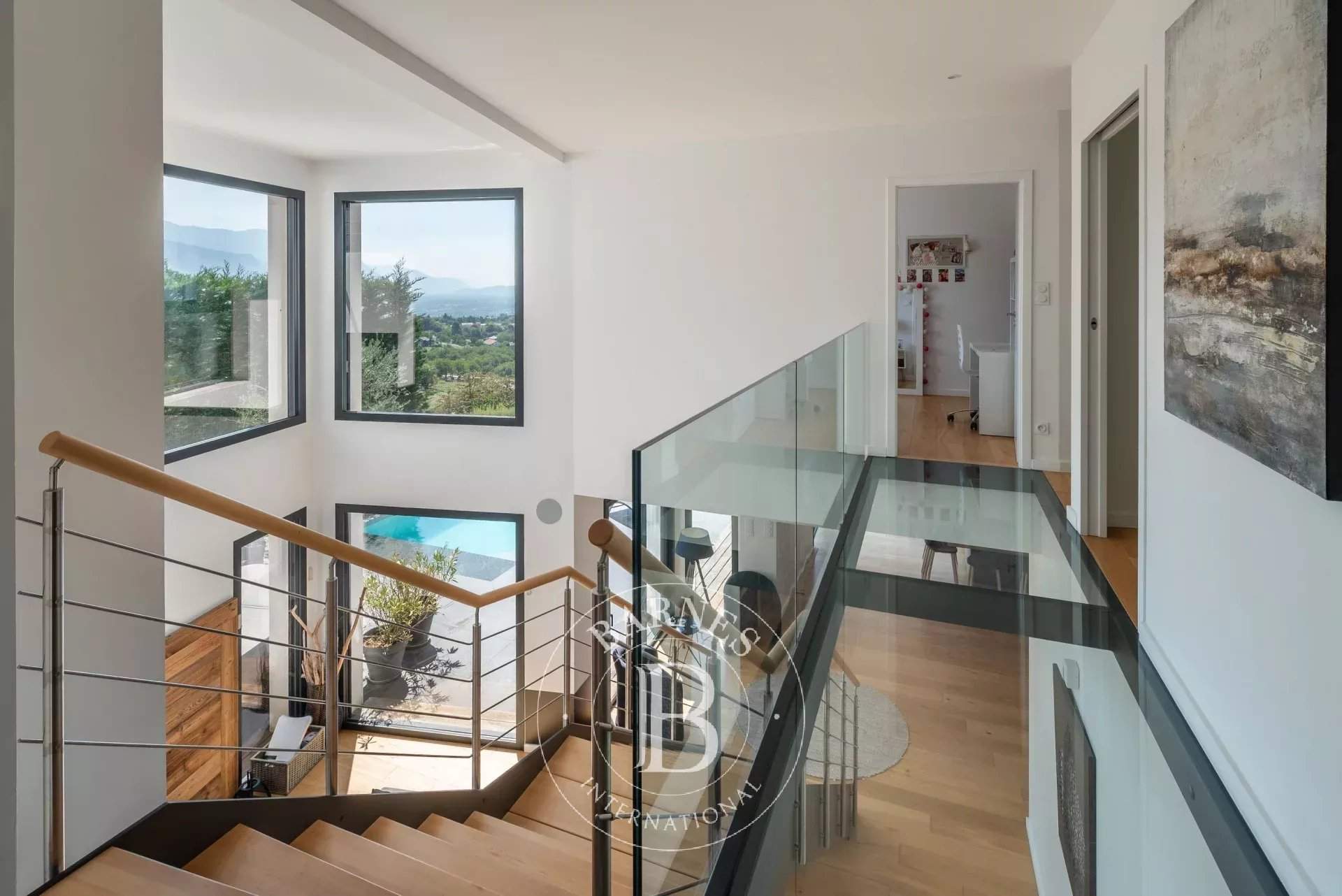 Coublevie  - Maison 7 Pièces 5 Chambres - picture 8