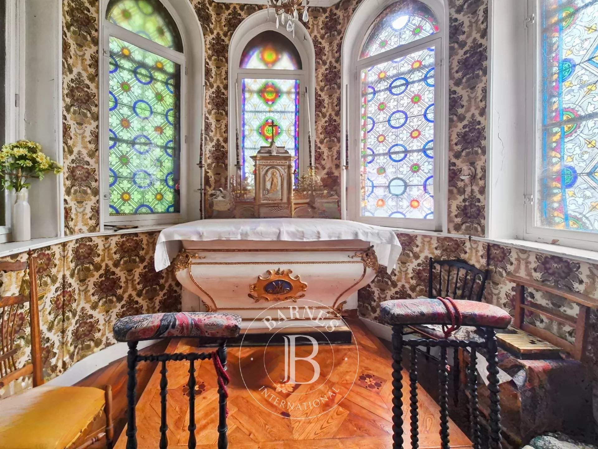 Néronde-sur-Dore  - Propriété 14 Pi&egrave;ces 9 Chambres - picture 12