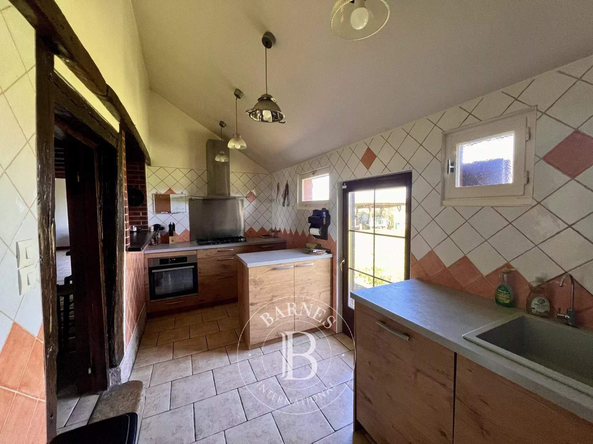 Beaune  - Property 4 Bedrooms - picture 9