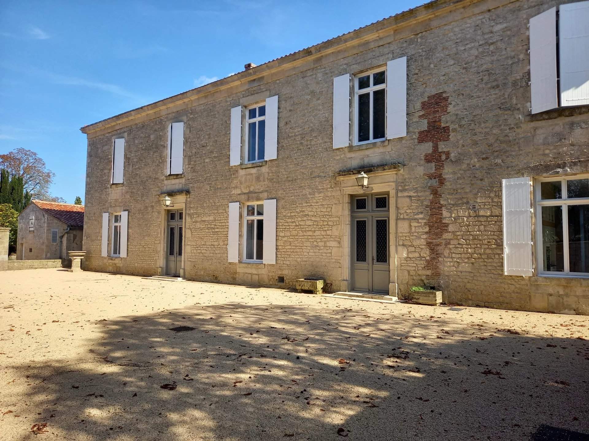 Fontenay-le-Comte  - Manoir 12 Pi&egrave;ces 7 Chambres - picture 20