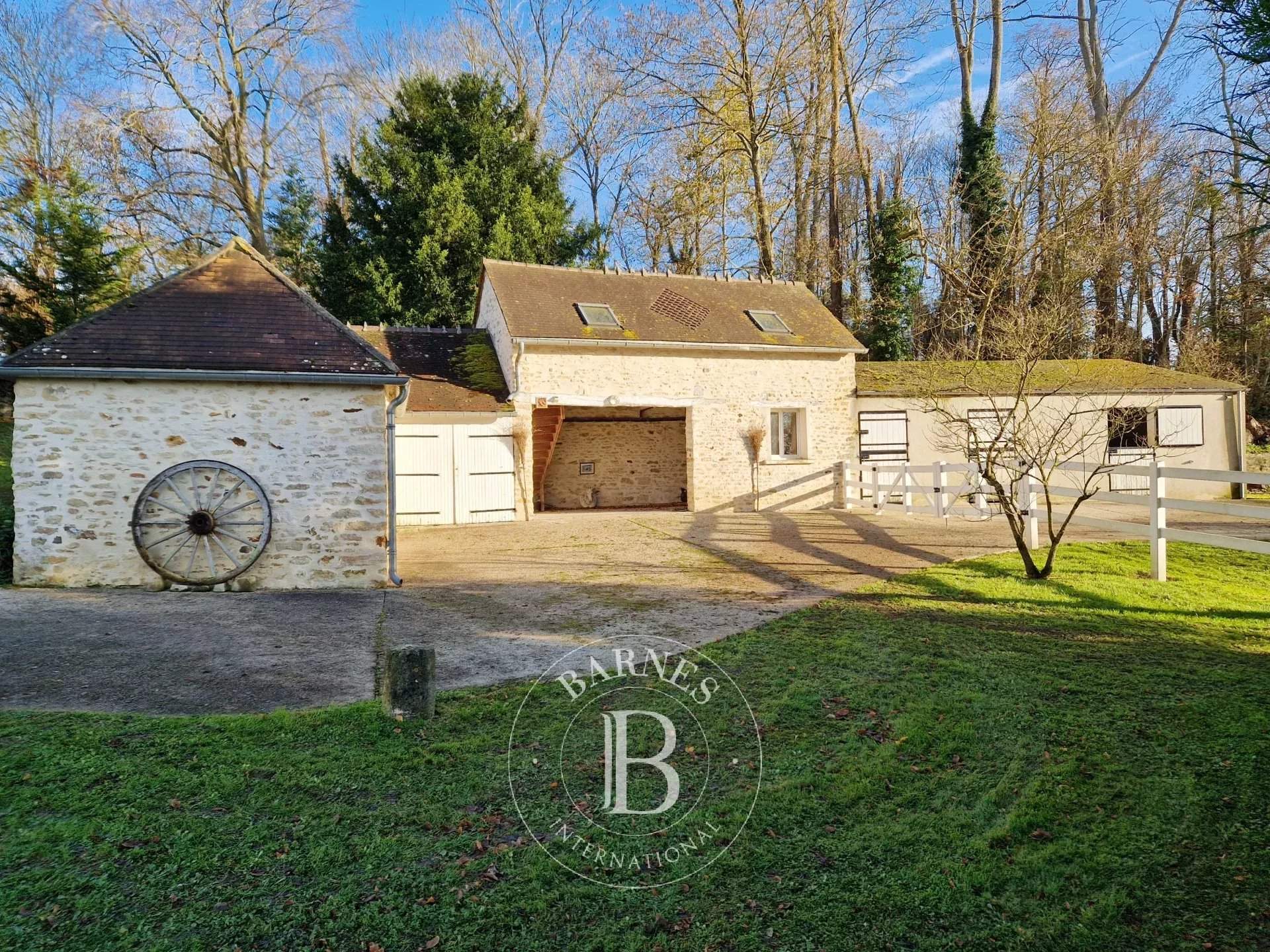 Magny-en-Vexin  - Maison 15 Pi&egrave;ces 6 Chambres - picture 15