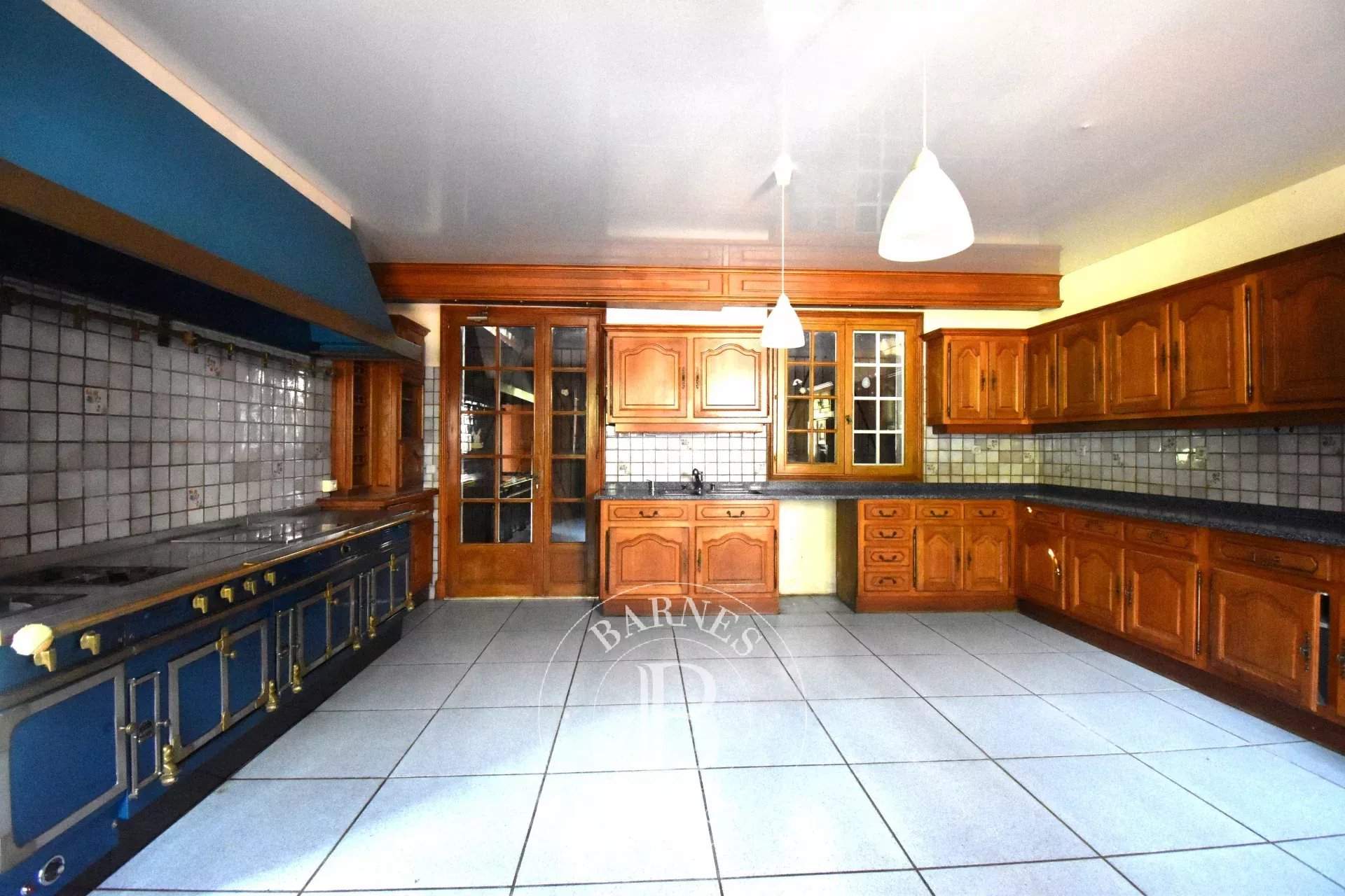 Poigny-la-Forêt  - House 11 Bedrooms - picture 11