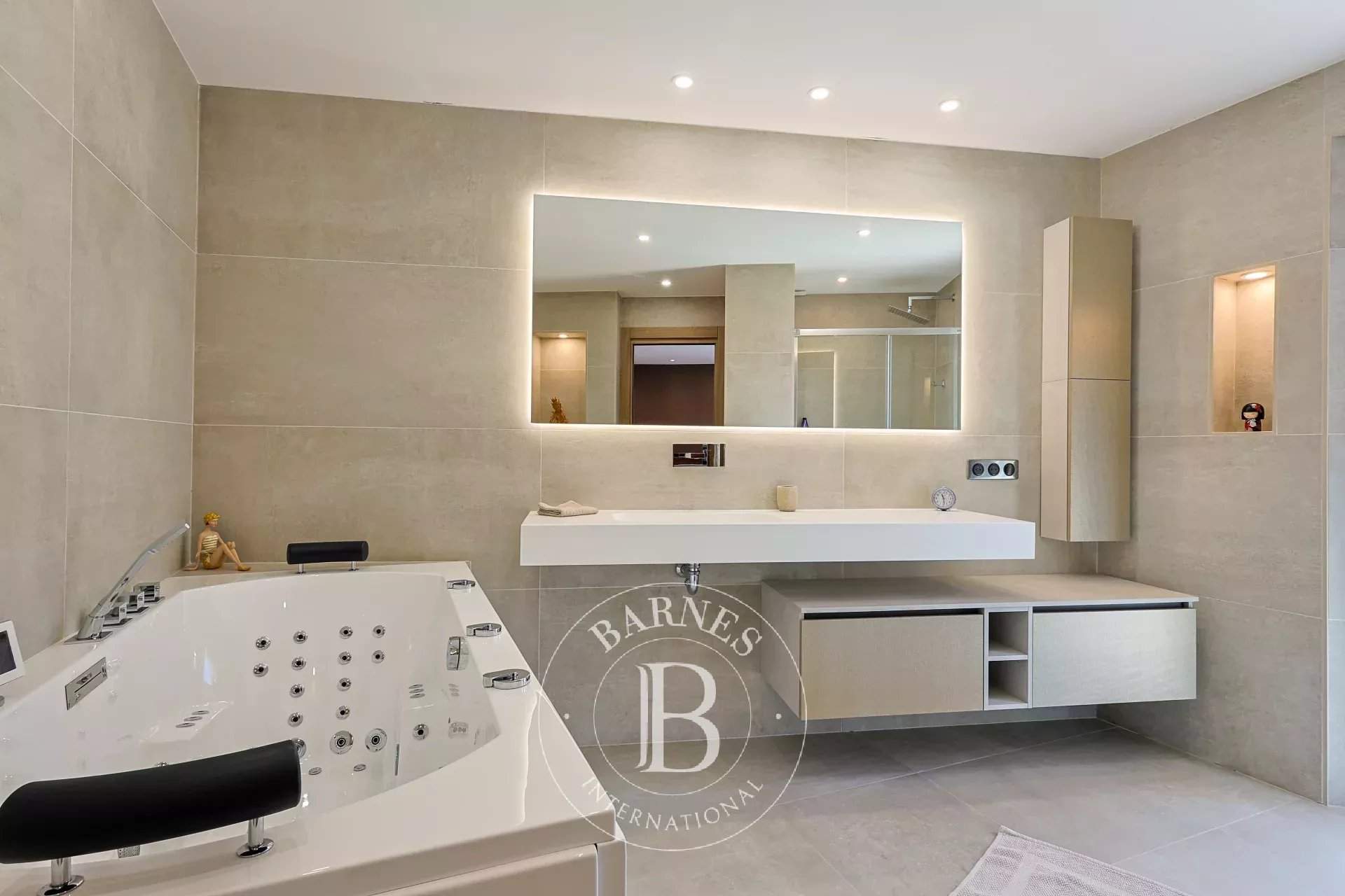 Saint-Antonin-du-Var  - Villa 7 Pi&egrave;ces 4 Chambres - picture 20