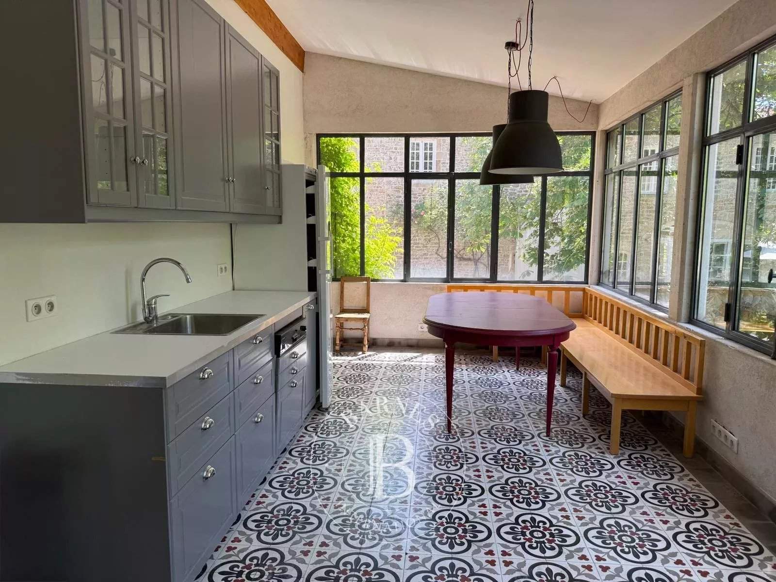 Beaune  - Maison de village 12 Pi&egrave;ces 10 Chambres - picture 6