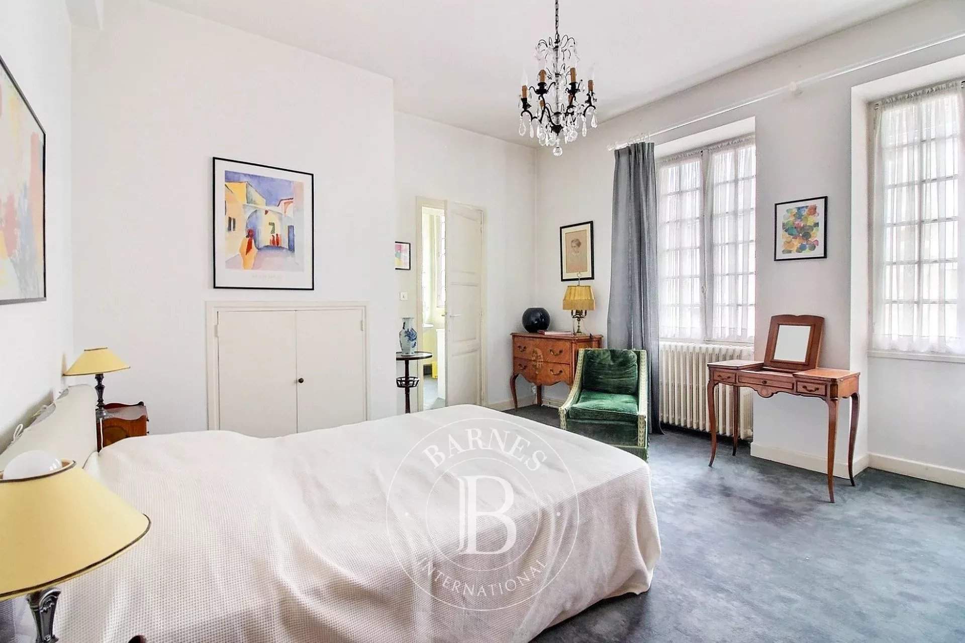 Brive-la-Gaillarde  - Maison de ville 7 Pi&egrave;ces 5 Chambres - picture 11