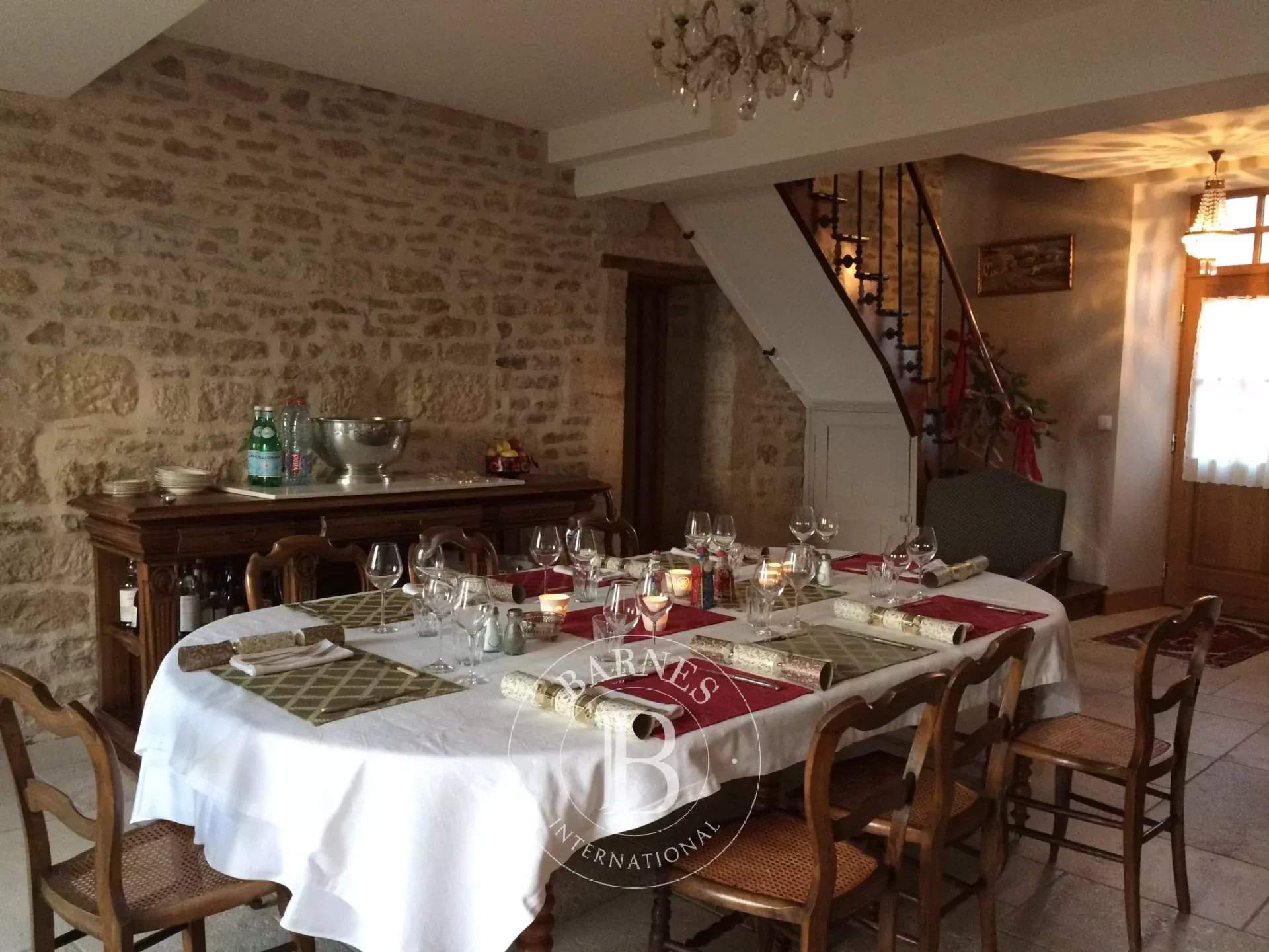 Mont-Saint-Jean  - Maison de village 13 Pi&egrave;ces 5 Chambres - picture 4