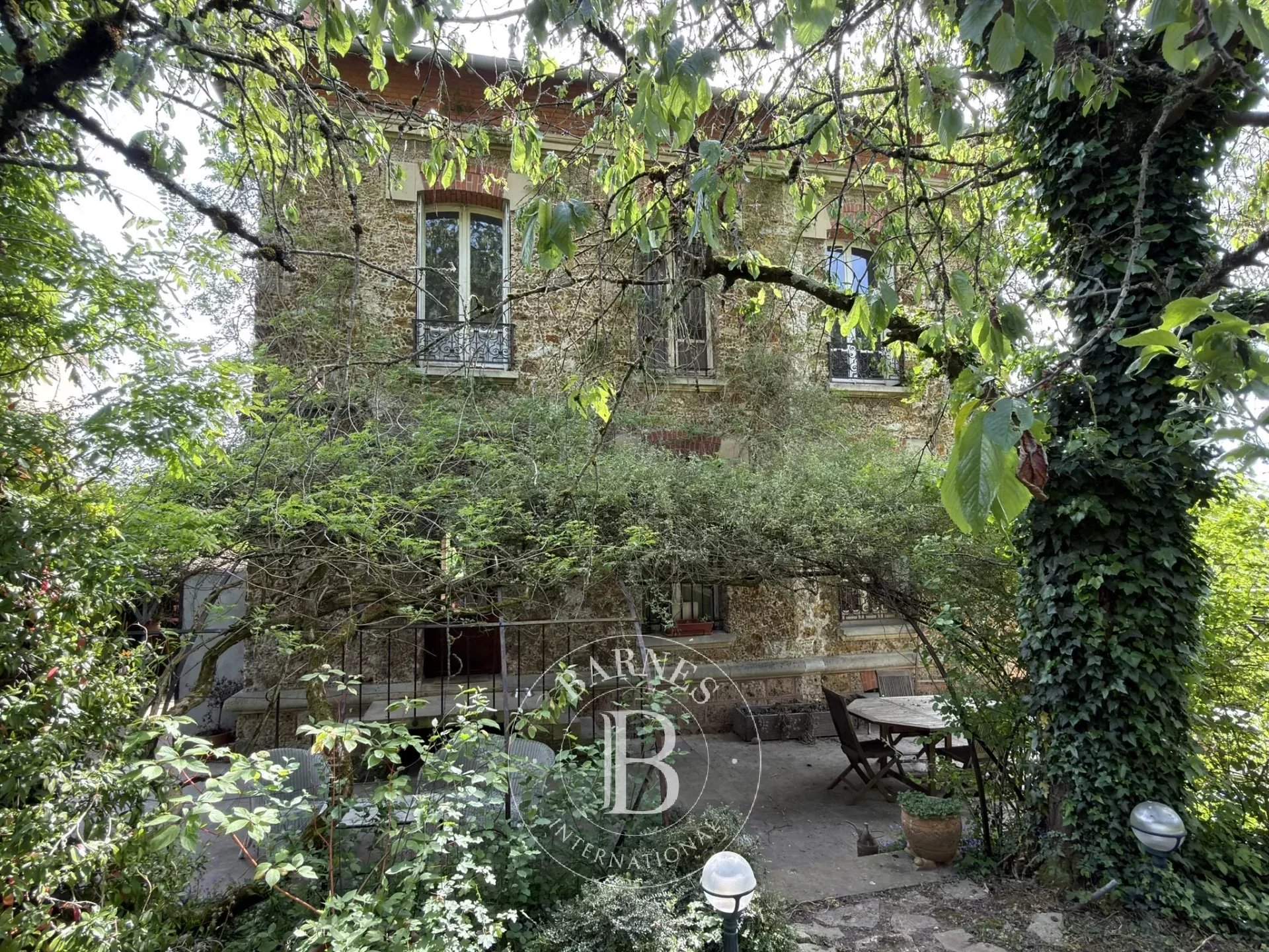 Épinay-sur-Orge  - Maison 8 Pi&egrave;ces 4 Chambres - picture 18