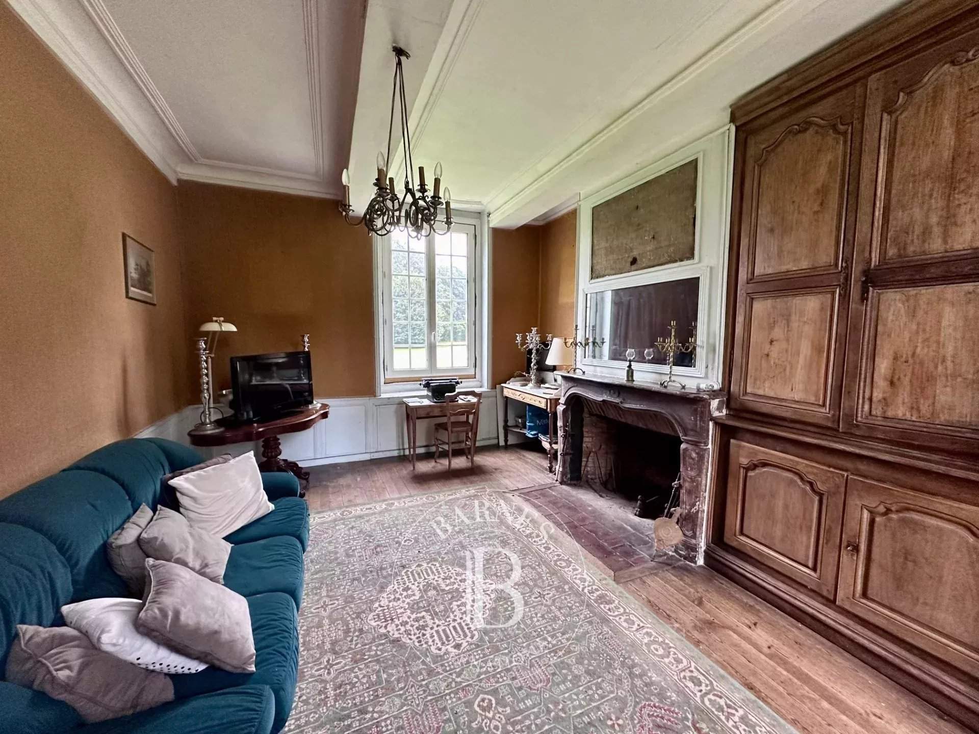 Illois  - Château 10 Pi&egrave;ces - picture 8