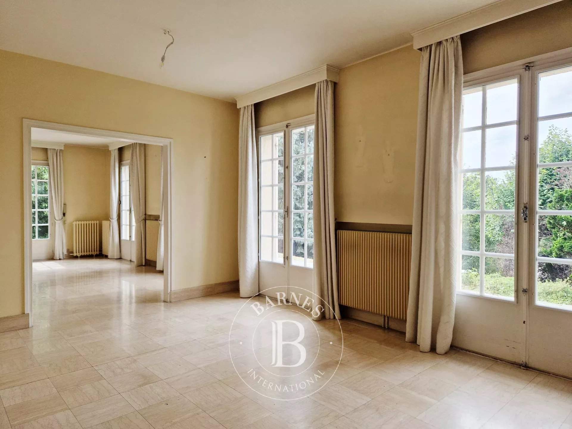 Montmorency  - Maison 9 Pi&egrave;ces 2 Chambres - picture 6