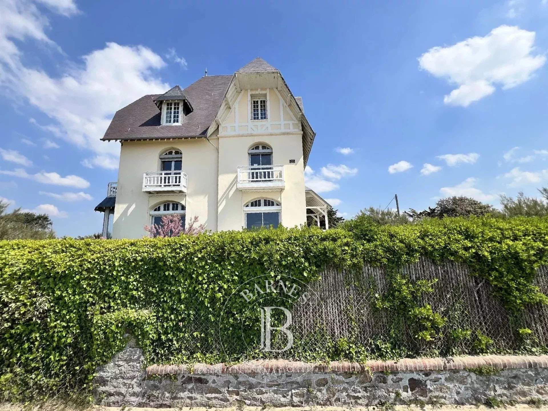 Jullouville  - Villa 6 Bedrooms - picture 2