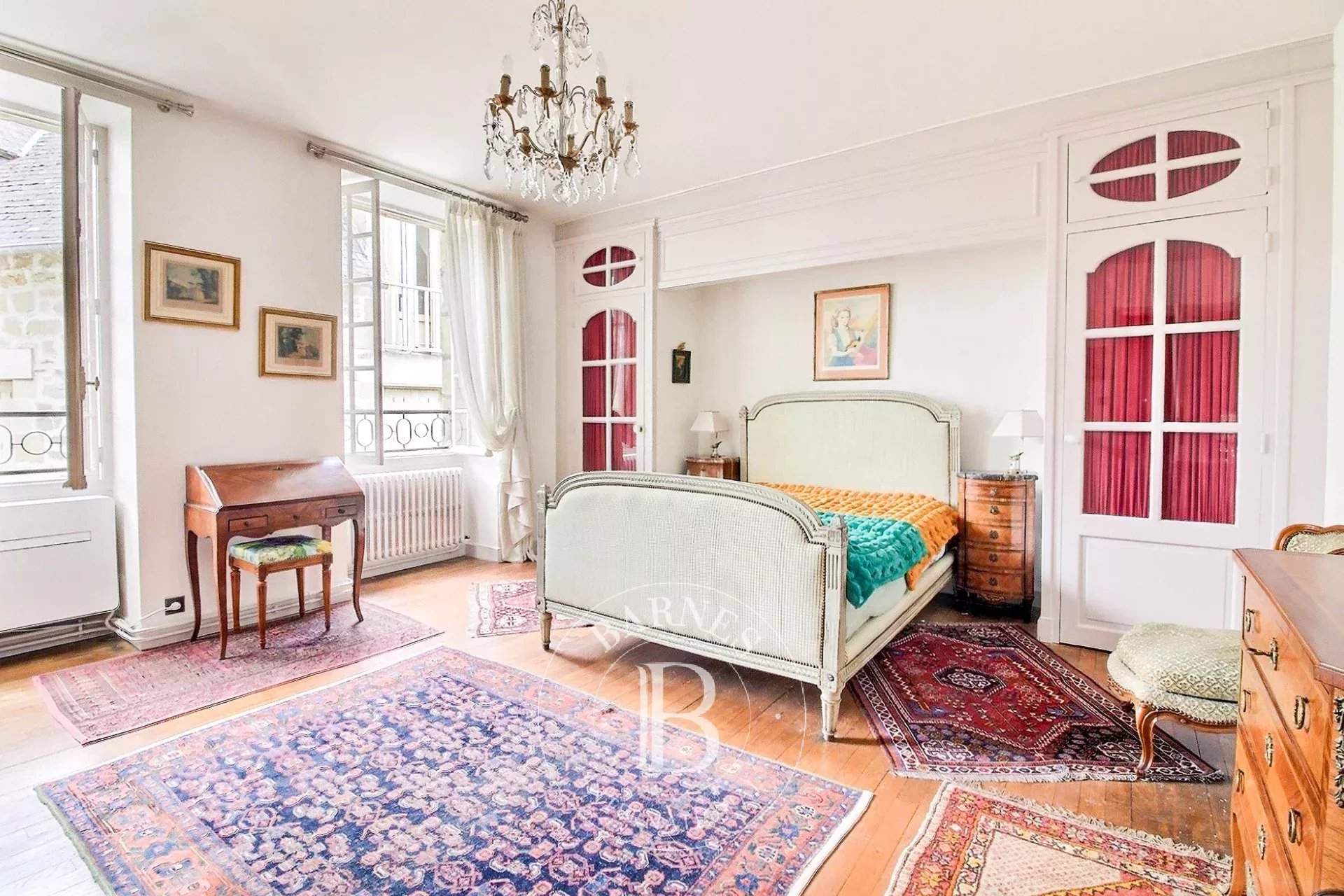 Brive-la-Gaillarde  - Maison de ville 7 Pi&egrave;ces 5 Chambres - picture 10