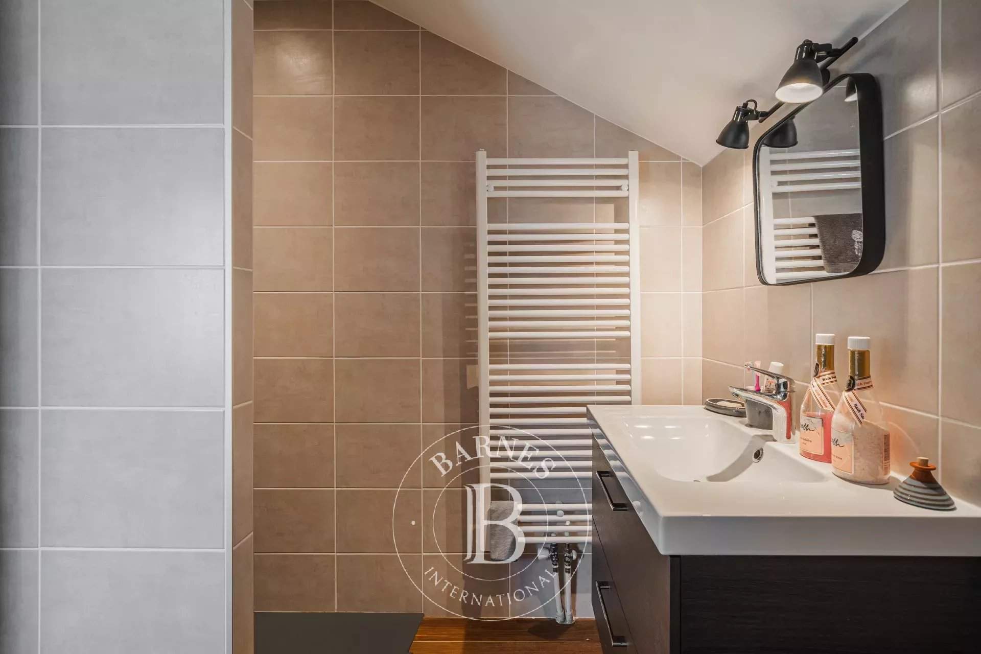 Coublevie  - Maison 9 Pi&egrave;ces 4 Chambres - picture 10