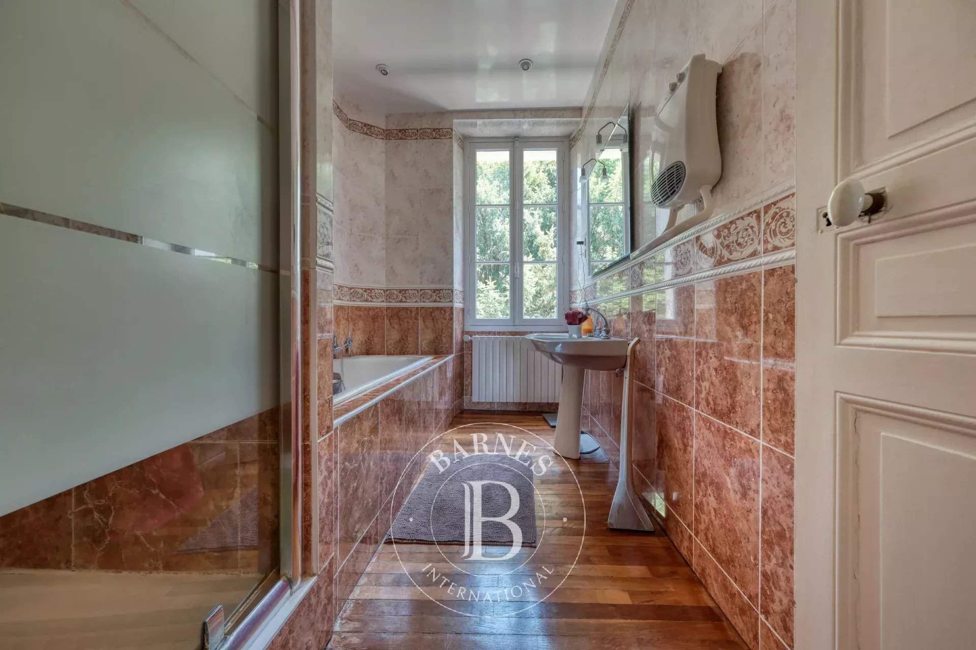 Anet  - House 7 Bedrooms - picture 20