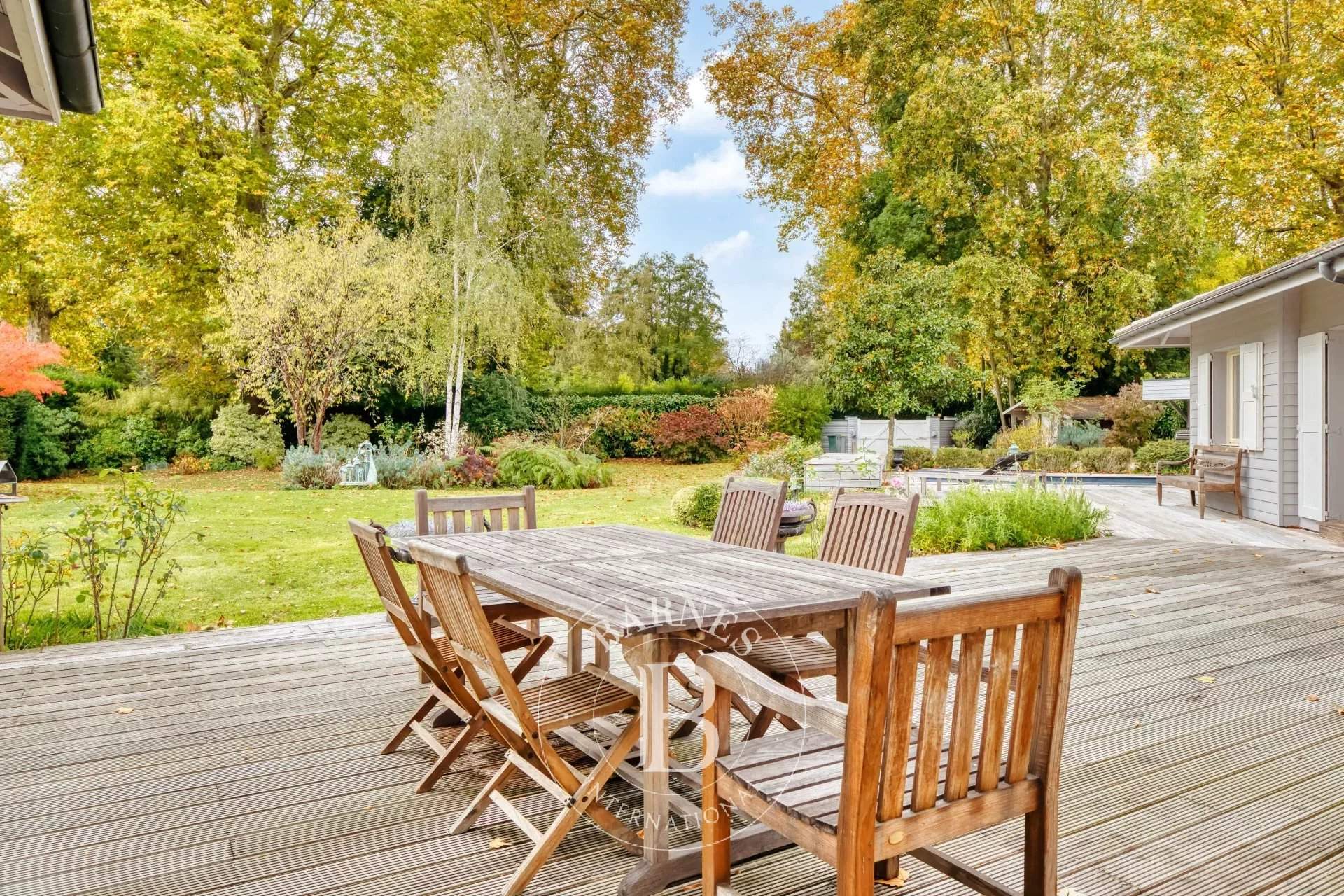 Vaux-sur-Eure  - Maison 16 Pi&egrave;ces 7 Chambres - picture 4