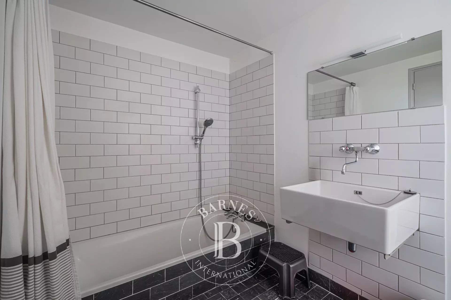 Margès  - Finca 15 Cuartos 7 Habitaciones - picture 13