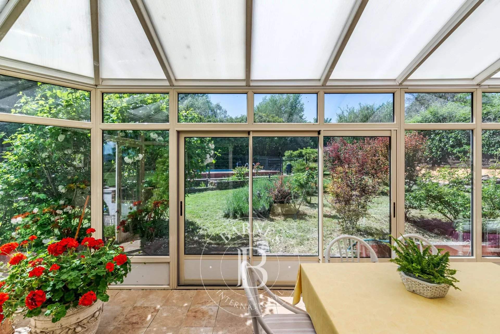 Salernes  - Maison d'hôtes 10 Pi&egrave;ces 6 Chambres - picture 16