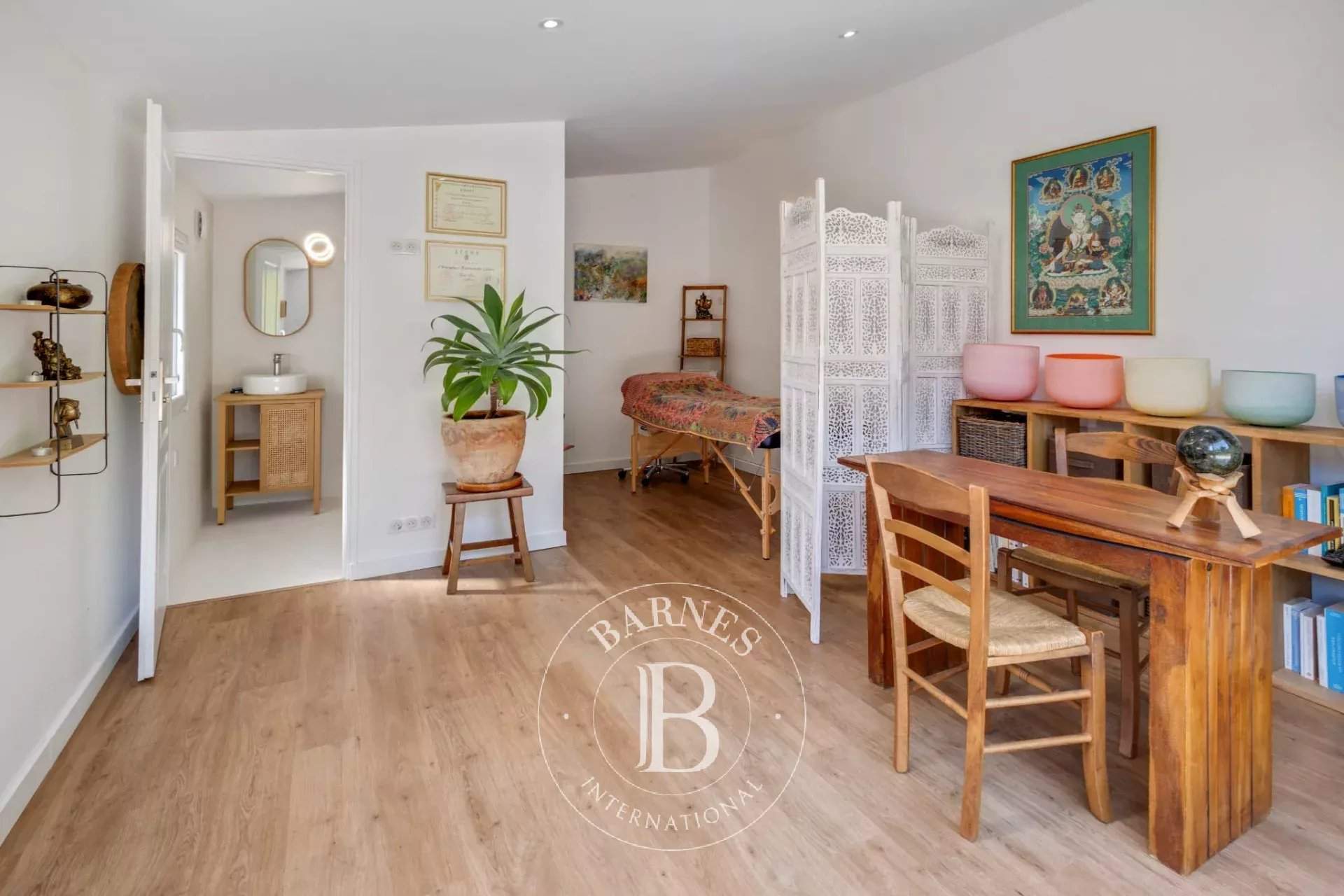 Bagnols-en-Forêt  - Villa 10 Pi&egrave;ces 4 Chambres - picture 8