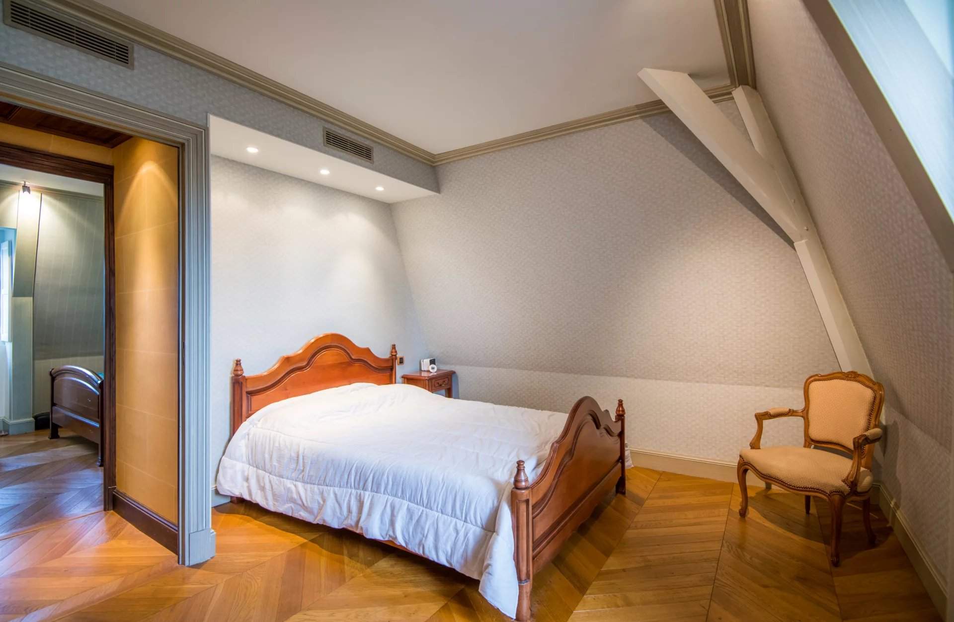 Cahors  - Château 12 Pi&egrave;ces 7 Chambres - picture 15