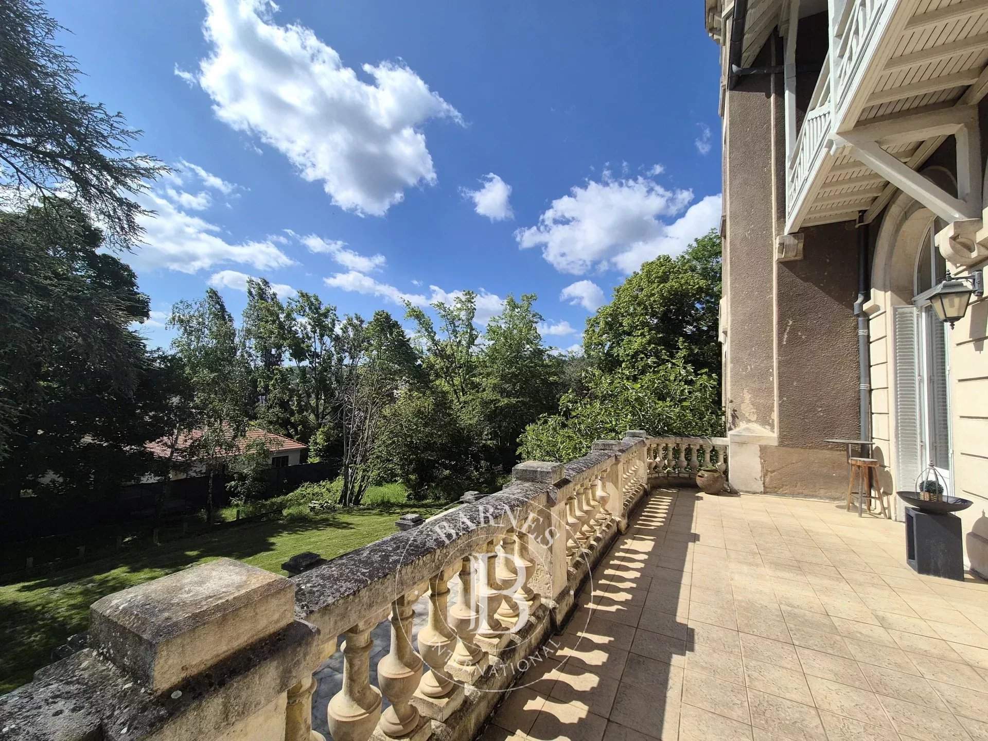 Châtel-Guyon  - Property 10 Bedrooms - picture 9