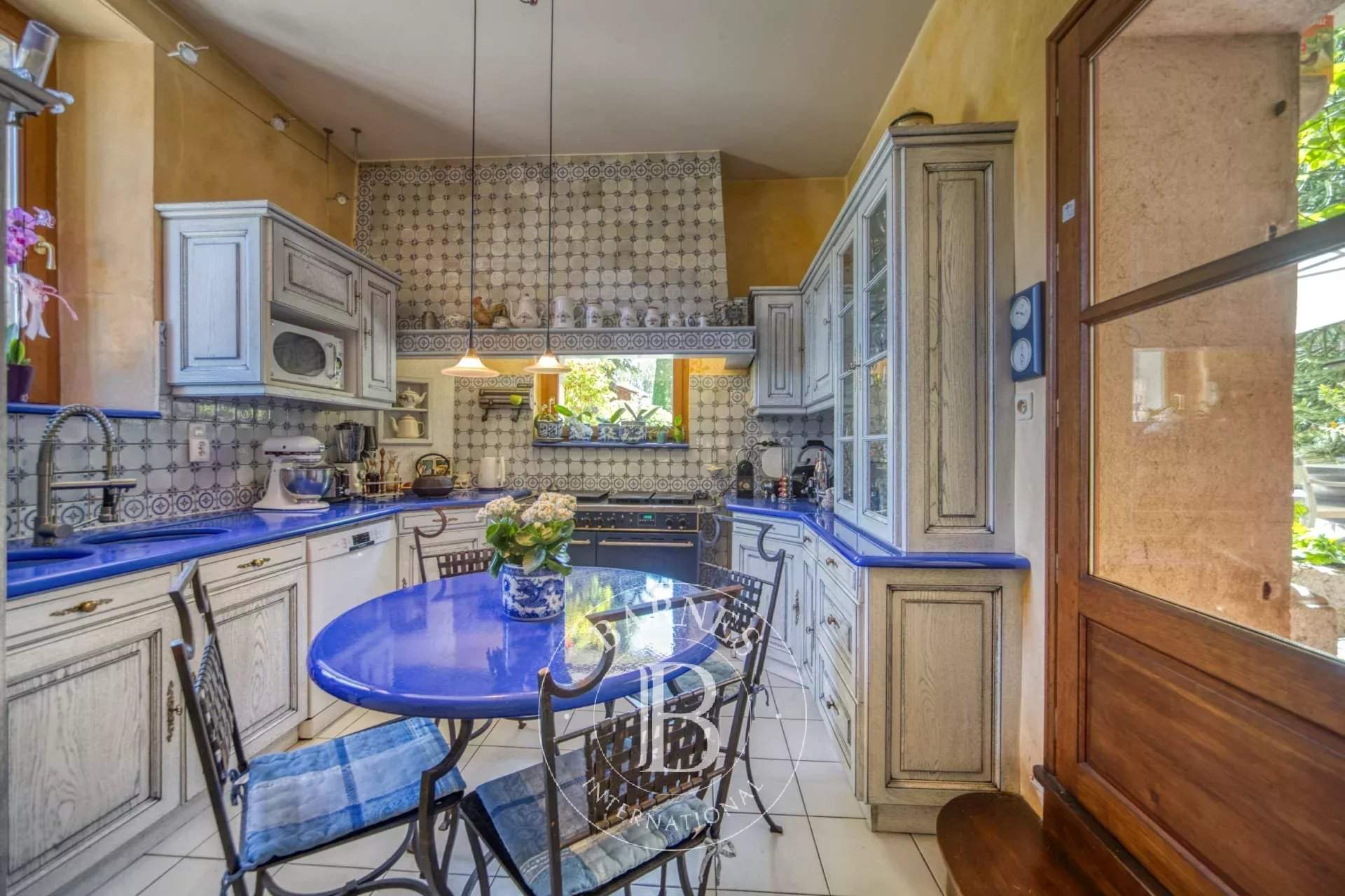 Voiron  - Propriété 7 Pièces 4 Chambres - picture 12