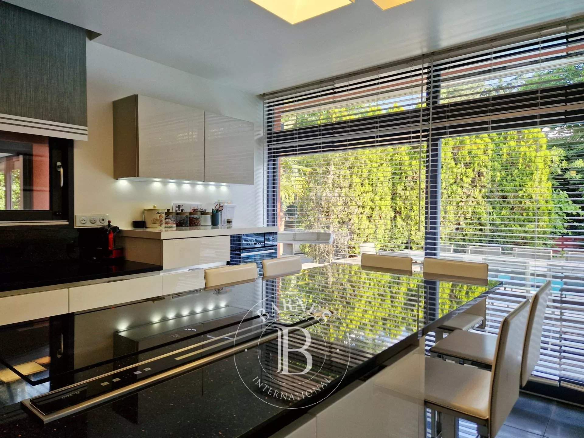 Montlignon  - Maison 10 Pi&egrave;ces 5 Chambres - picture 9