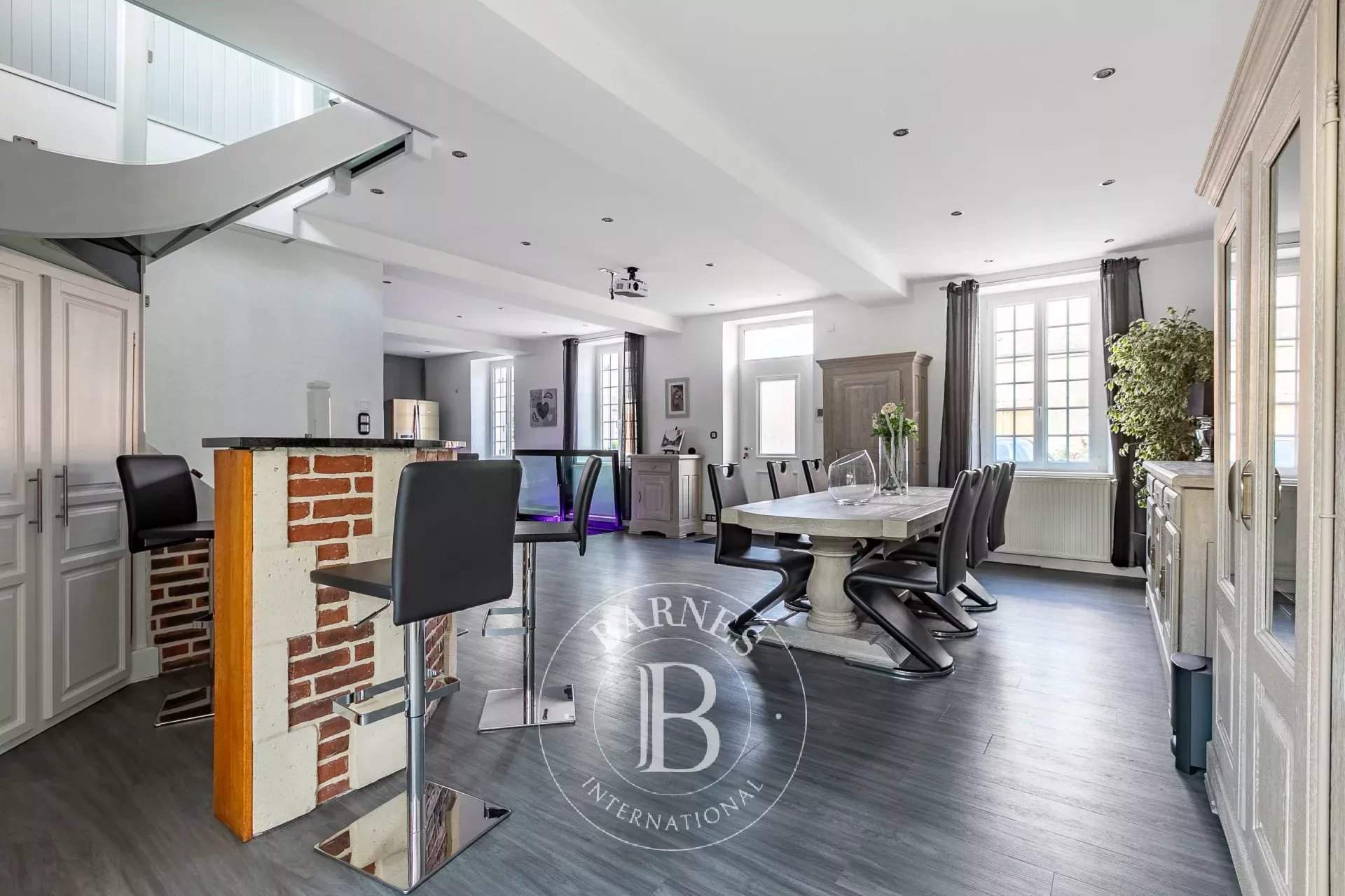 Monchy-Humières  - Maison 8 Pi&egrave;ces 5 Chambres - picture 5