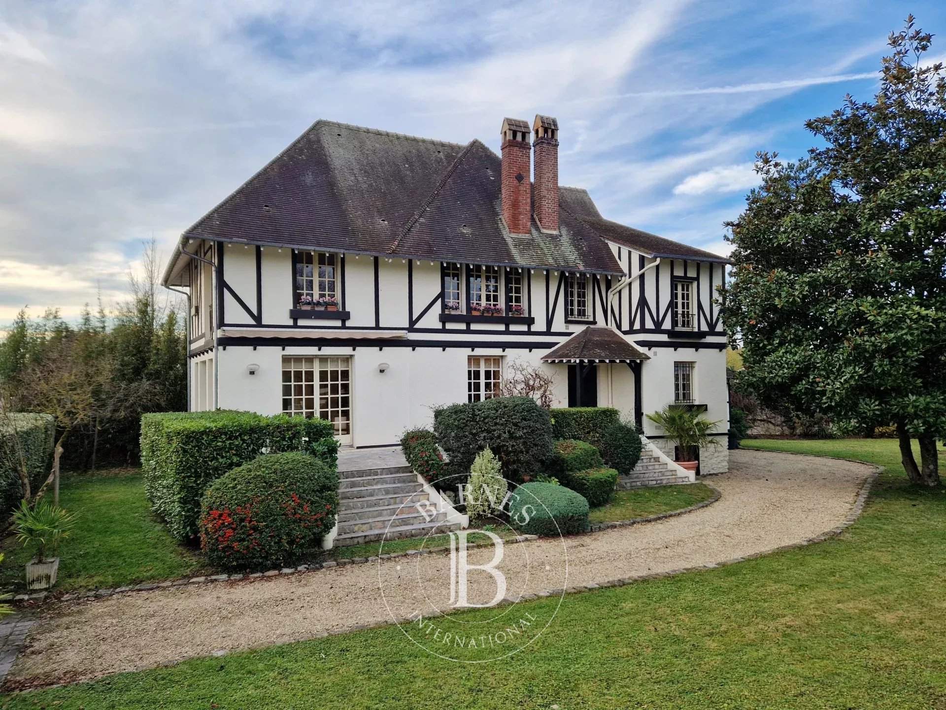 Soisy-sous-Montmorency  - Casa 9 Cuartos 6 Habitaciones - picture 1