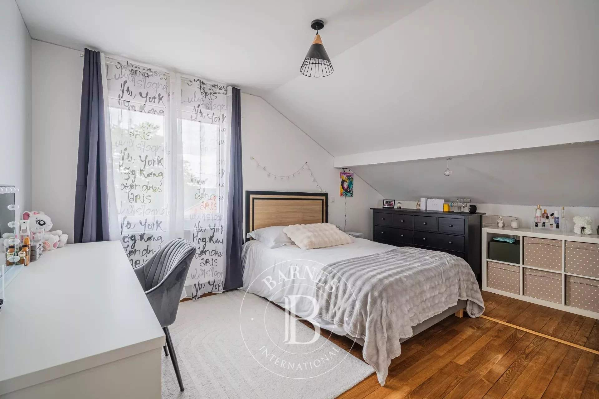 Coublevie  - Maison 9 Pi&egrave;ces 4 Chambres - picture 9