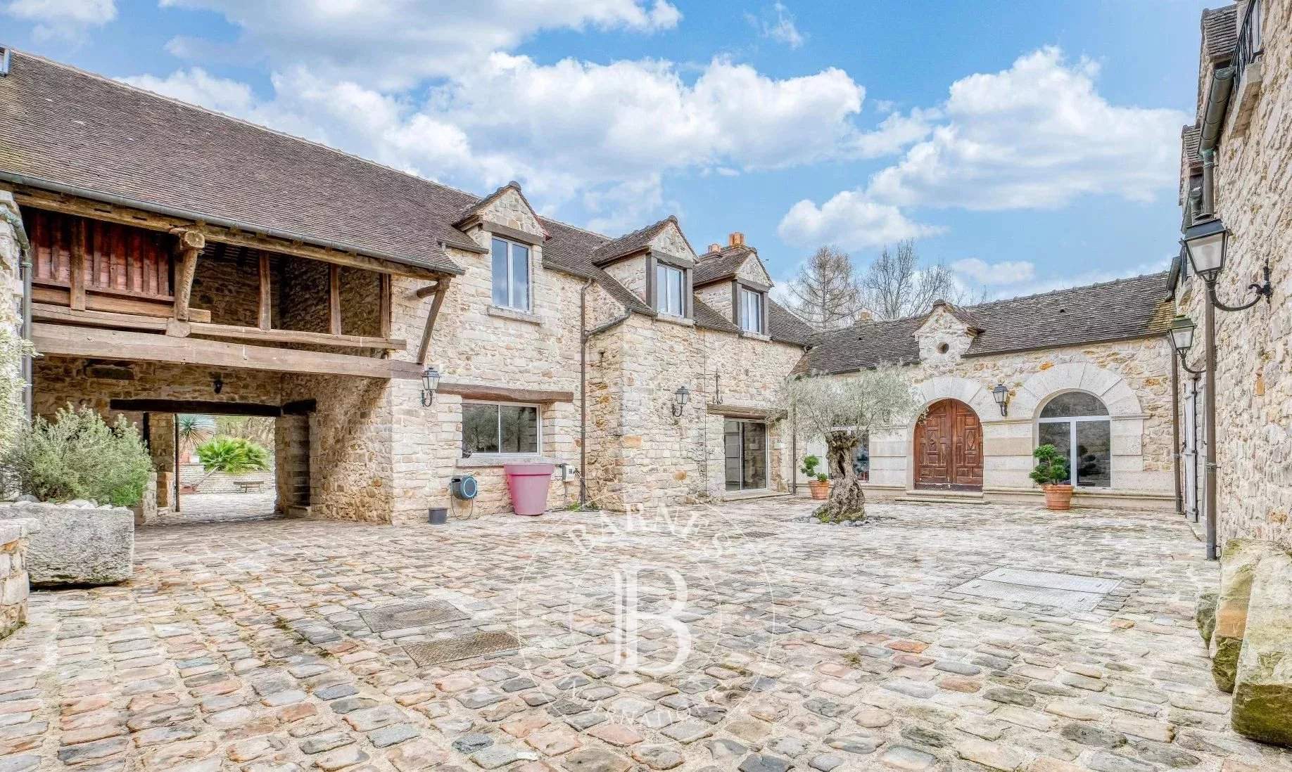 Milly-la-Forêt  - Maison de village 8 Pi&egrave;ces - picture 1