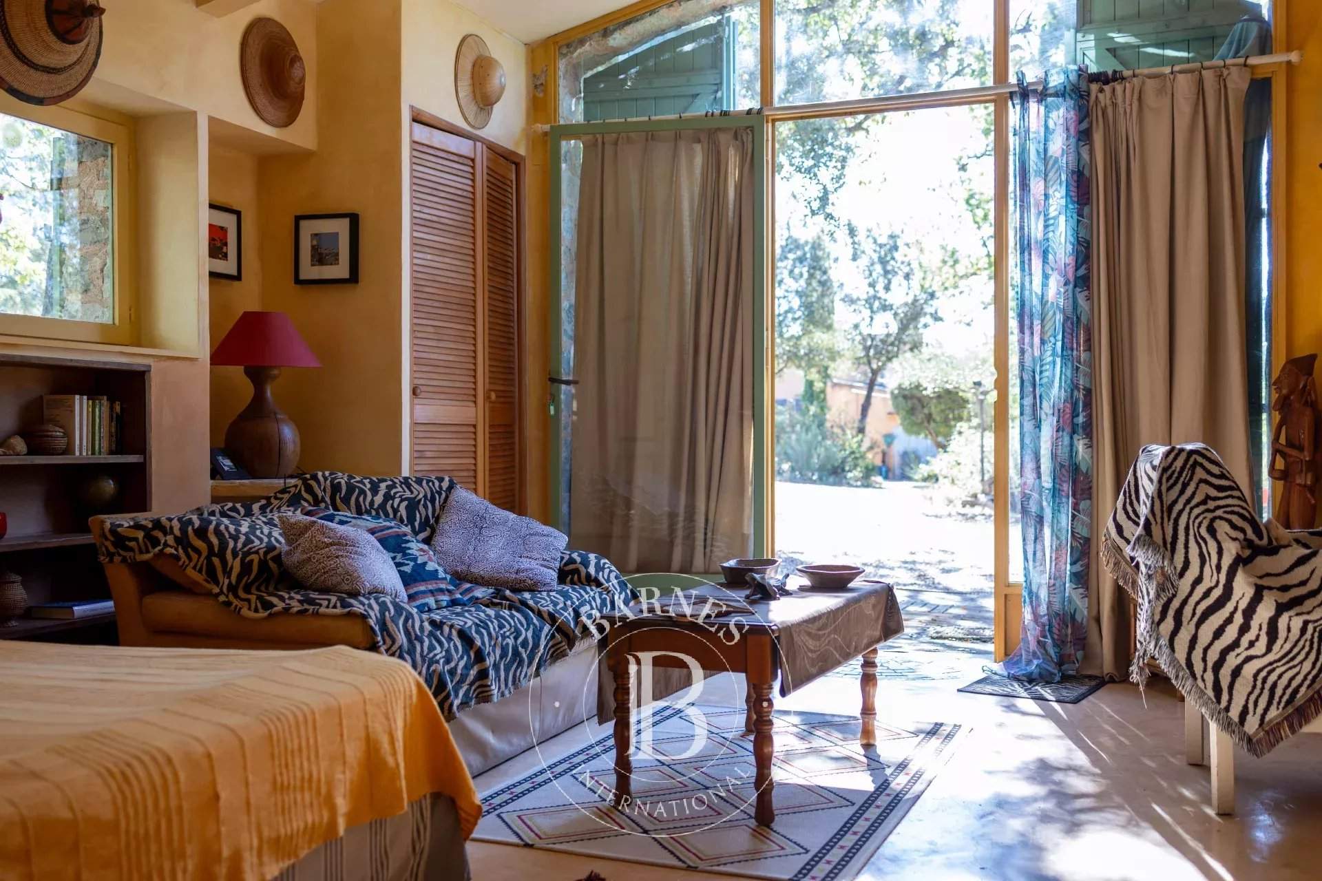 Entrecasteaux  - Property 7 Bedrooms - picture 10