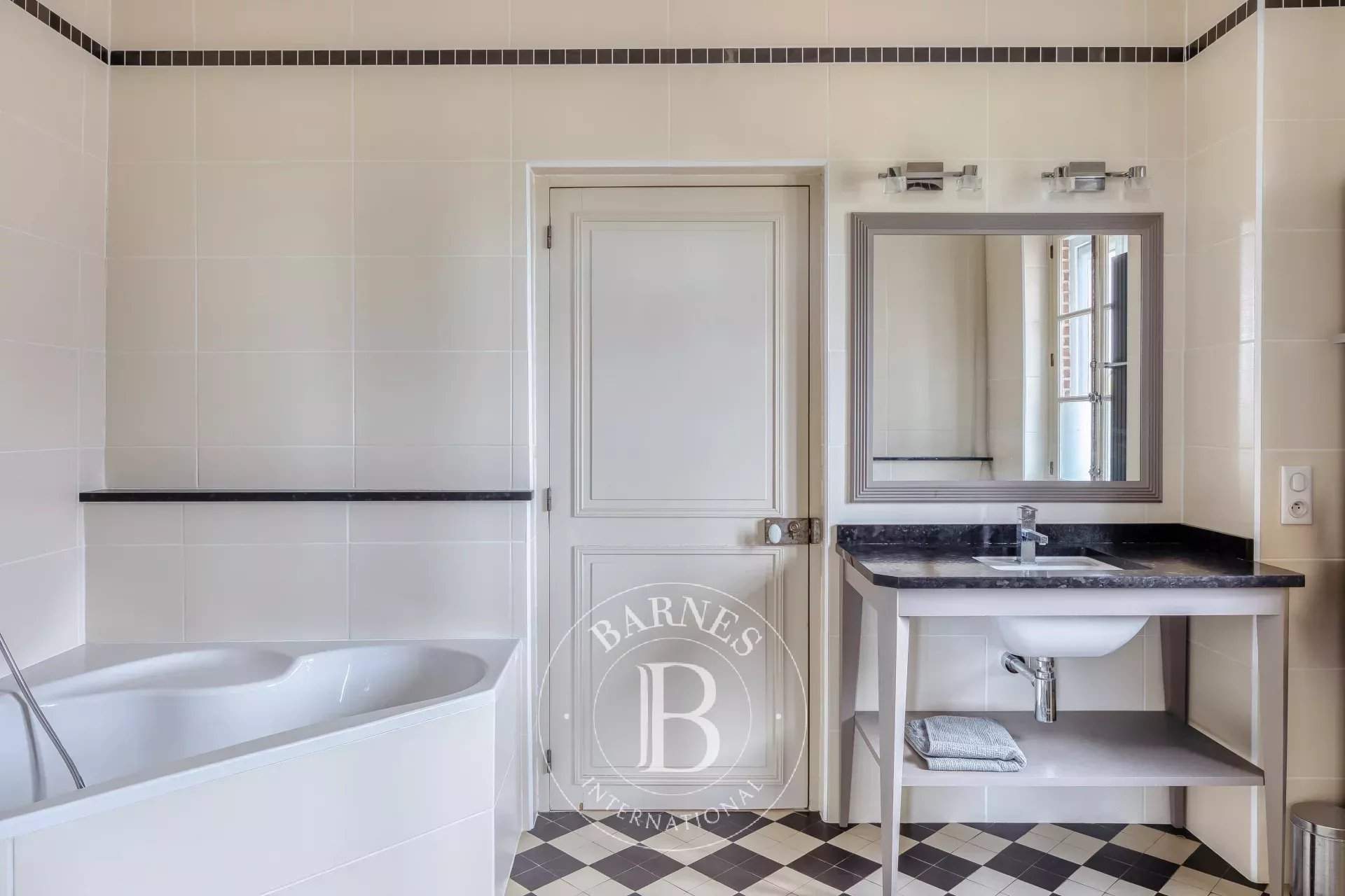 Gournay-en-Bray  - Manoir 18 Pi&egrave;ces 10 Chambres - picture 9