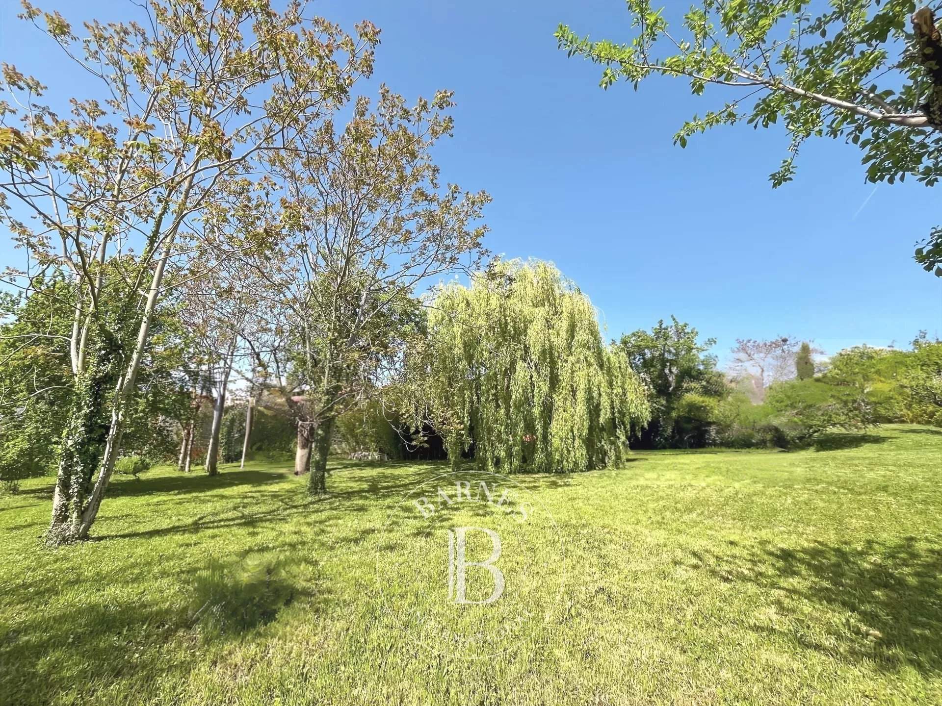 Châtel-Guyon  - Maison 9 Pi&egrave;ces 5 Chambres - picture 7