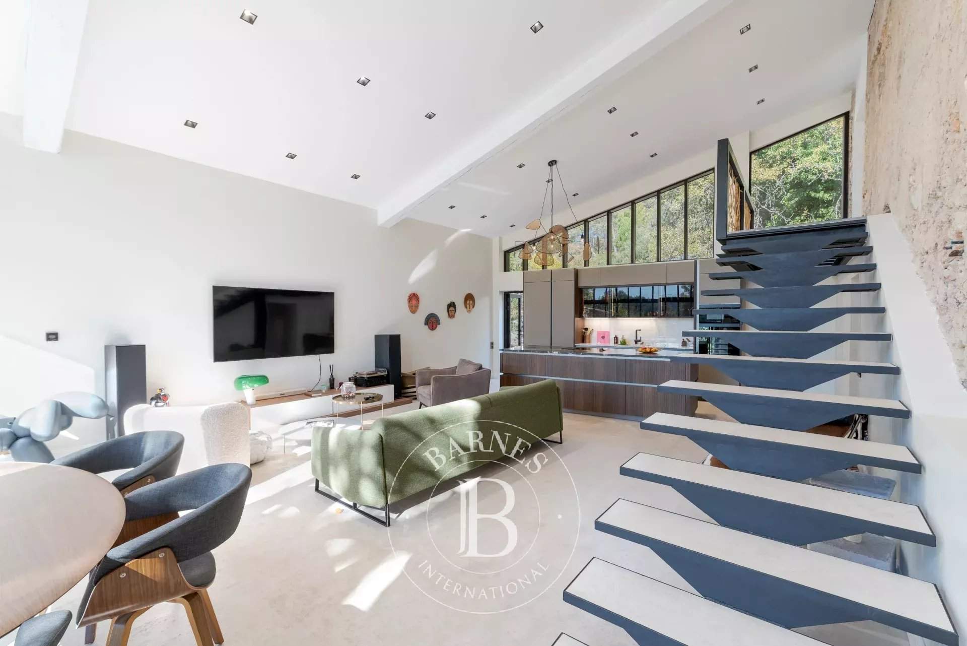 Bagnols-en-Forêt  - Propriété 10 Pi&egrave;ces 7 Chambres - picture 14