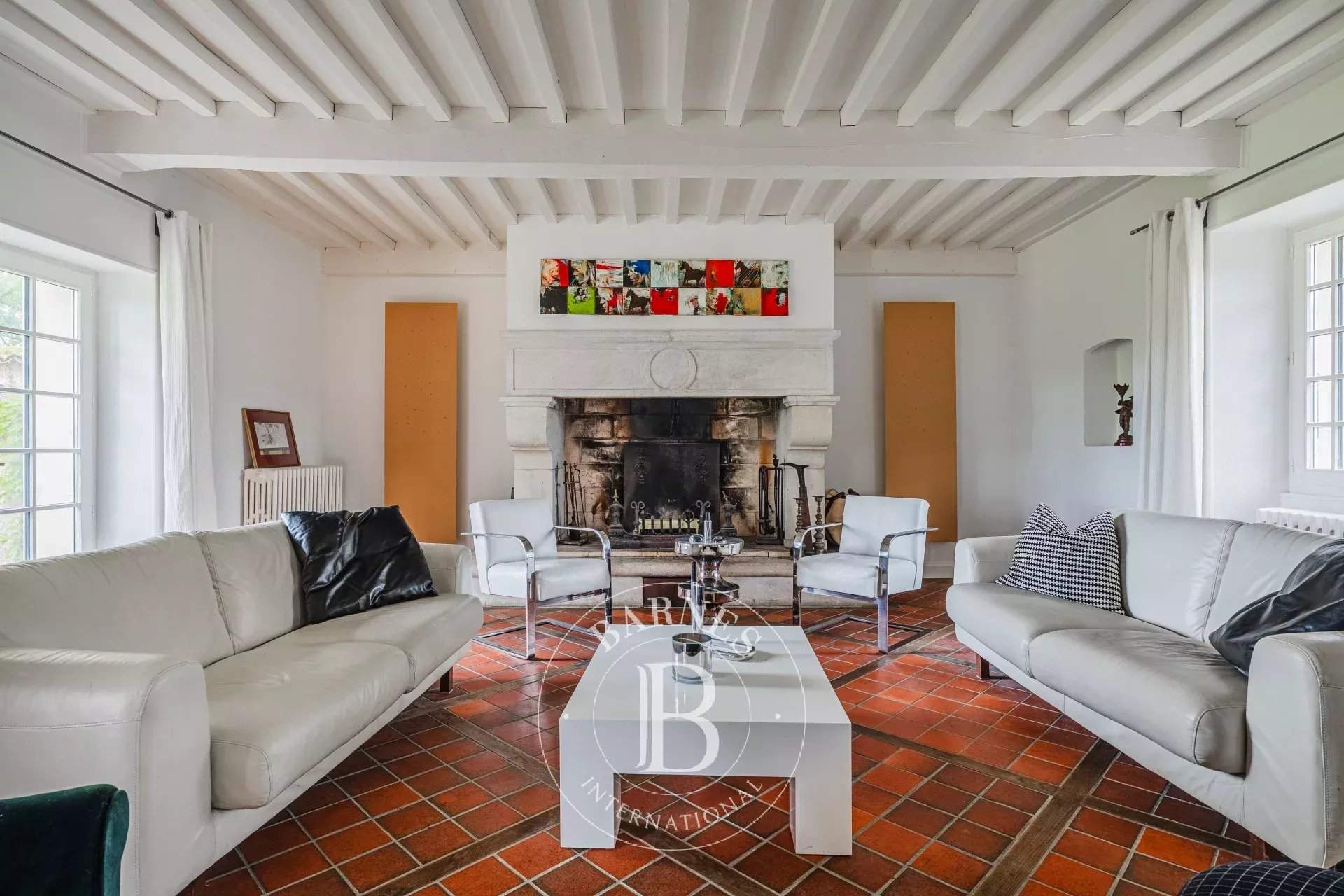 Margès  - Finca 15 Cuartos 7 Habitaciones - picture 4