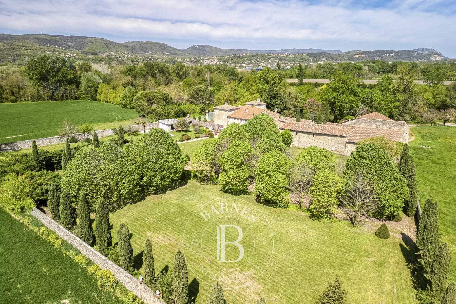 Valence  - Maison 23 Pi&egrave;ces 13 Chambres - picture 7