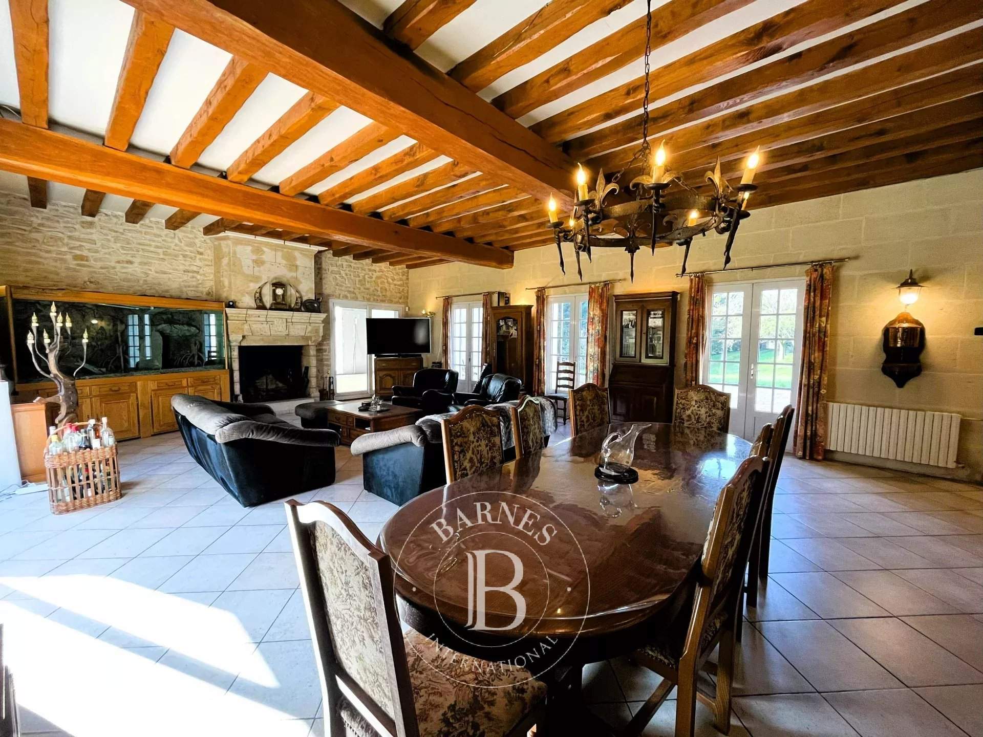 Betz  - Maison 12 Pi&egrave;ces 6 Chambres - picture 8