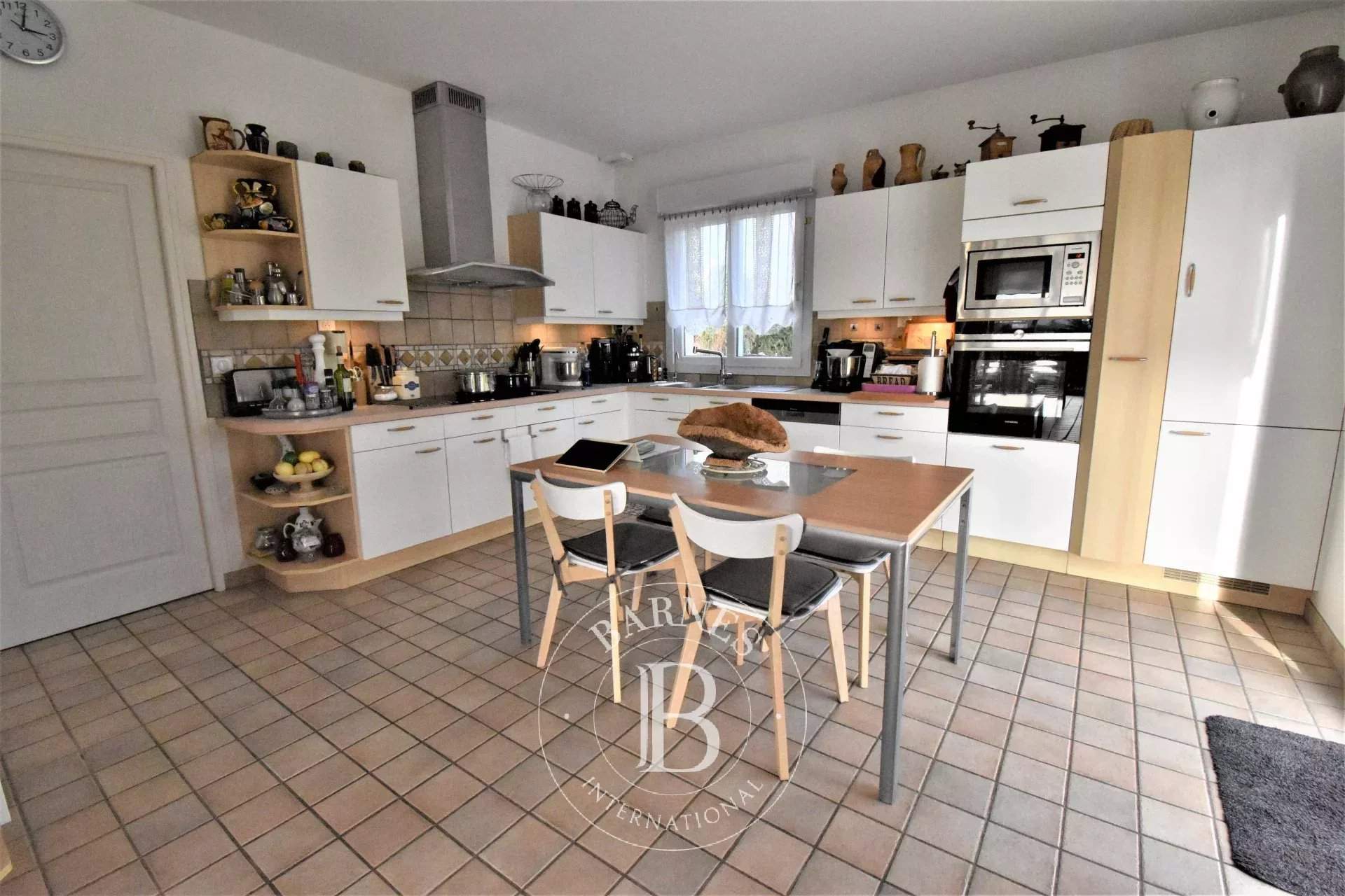 Dammartin-en-Serve  - House 4 Bedrooms - picture 8