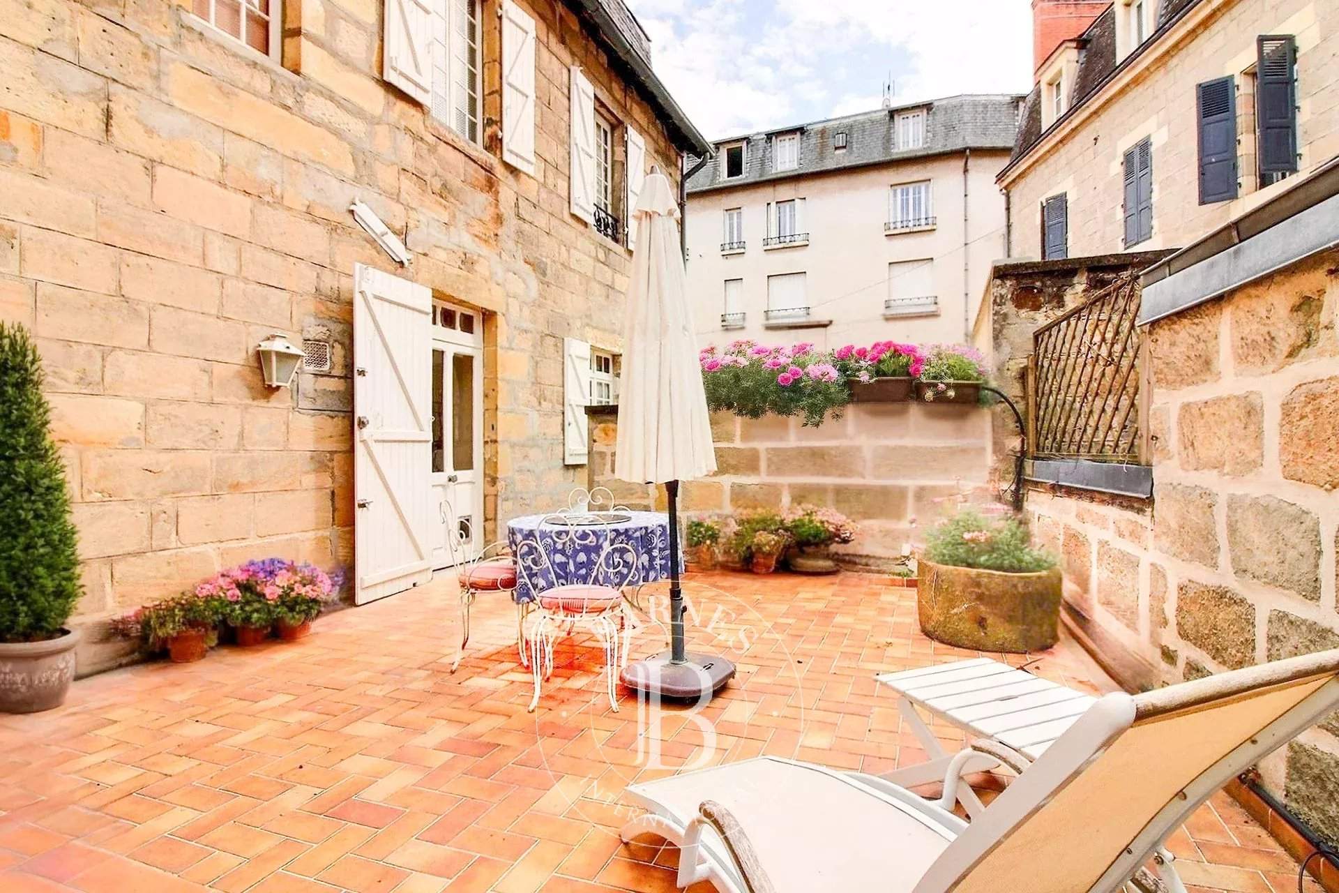 Brive-la-Gaillarde  - Maison de ville 7 Pi&egrave;ces 5 Chambres - picture 17
