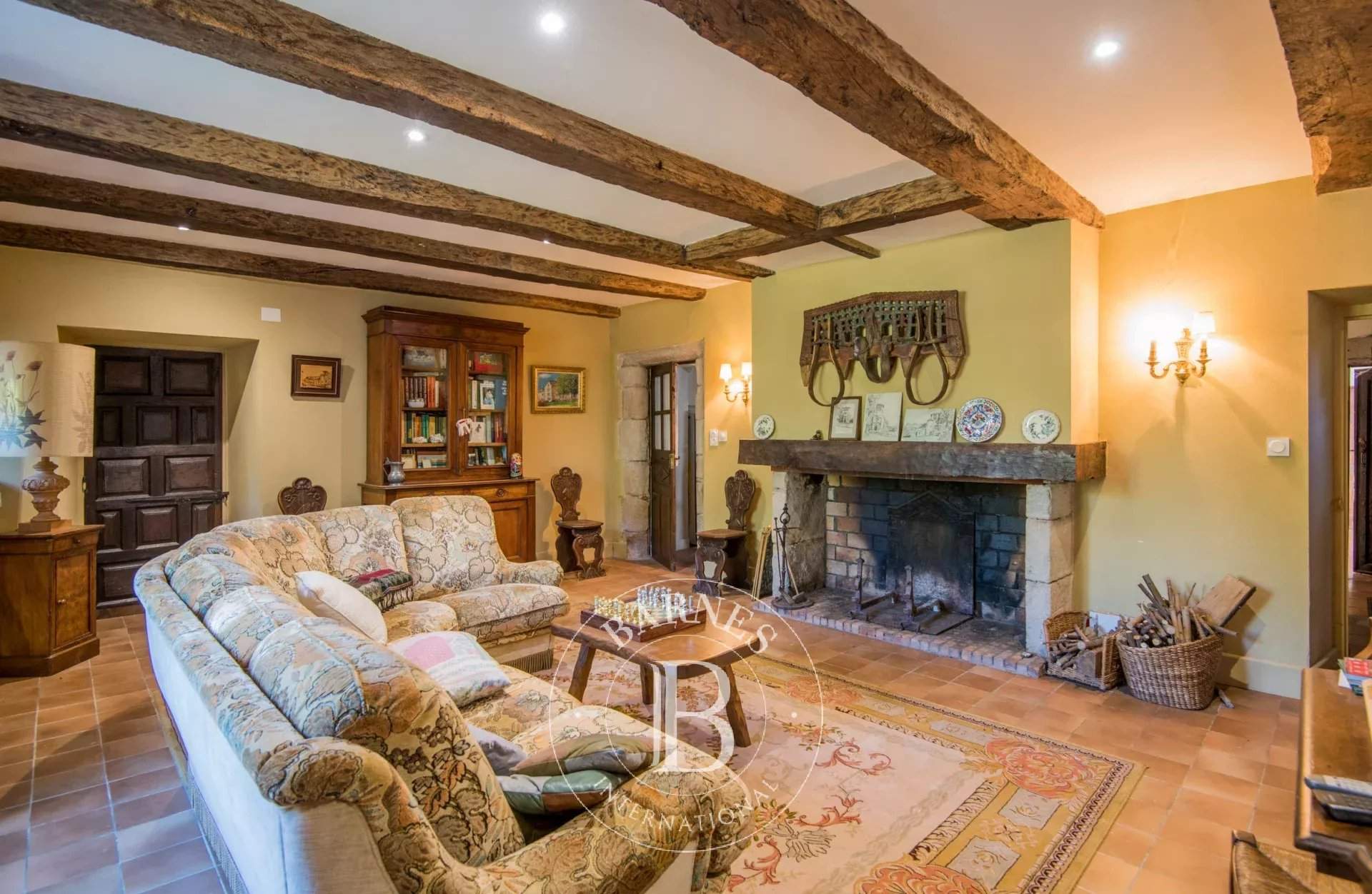 Ségur  - Propriété 8 Pièces 6 Chambres - picture 8