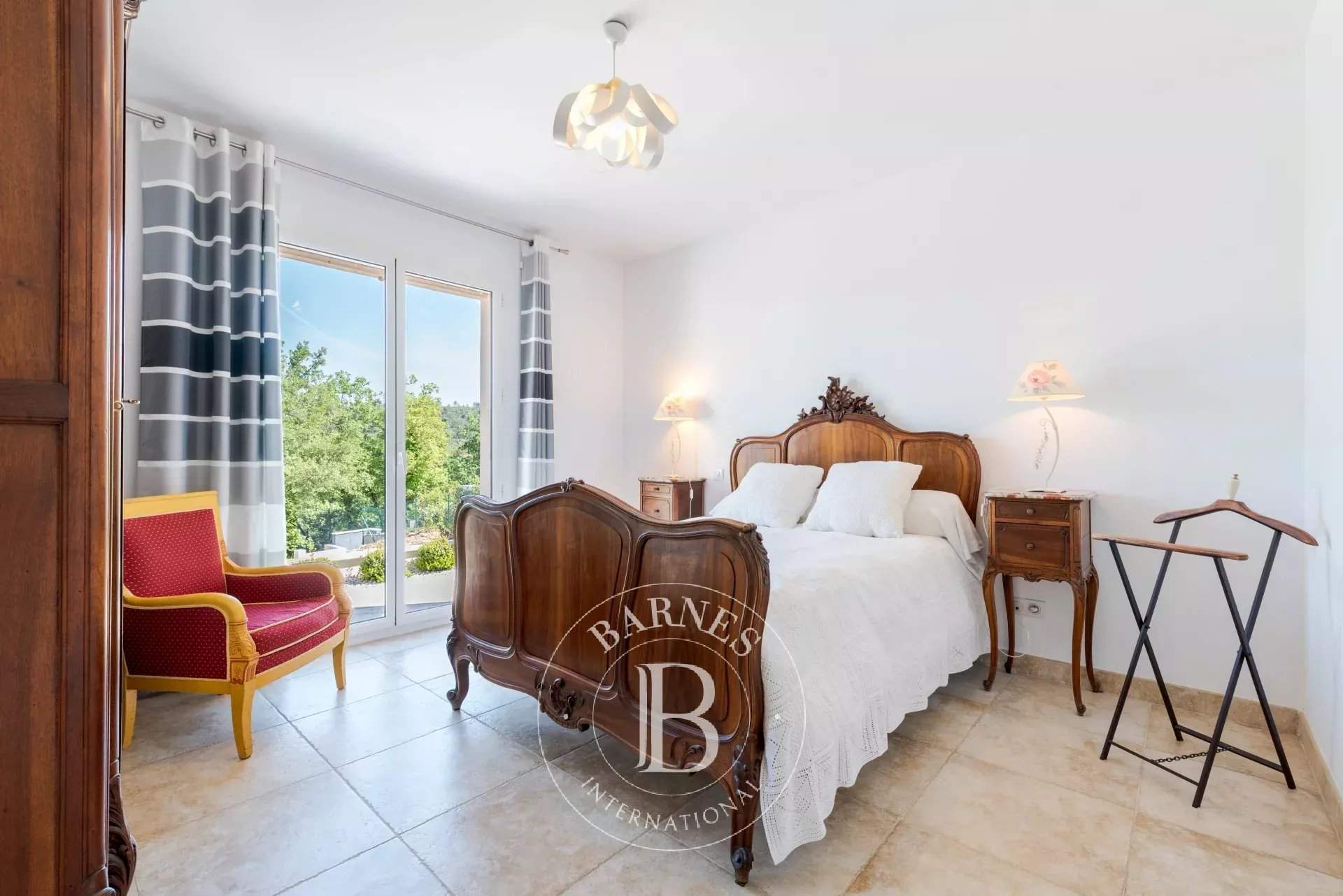 Brignoles  - Maison 7 Pi&egrave;ces 4 Chambres - picture 14