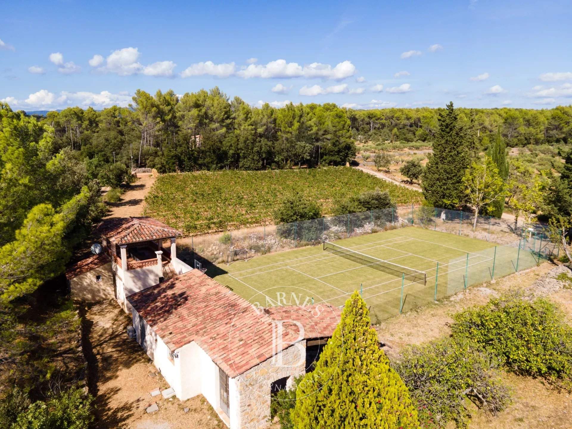 Entrecasteaux  - Property 13 Bedrooms - picture 16